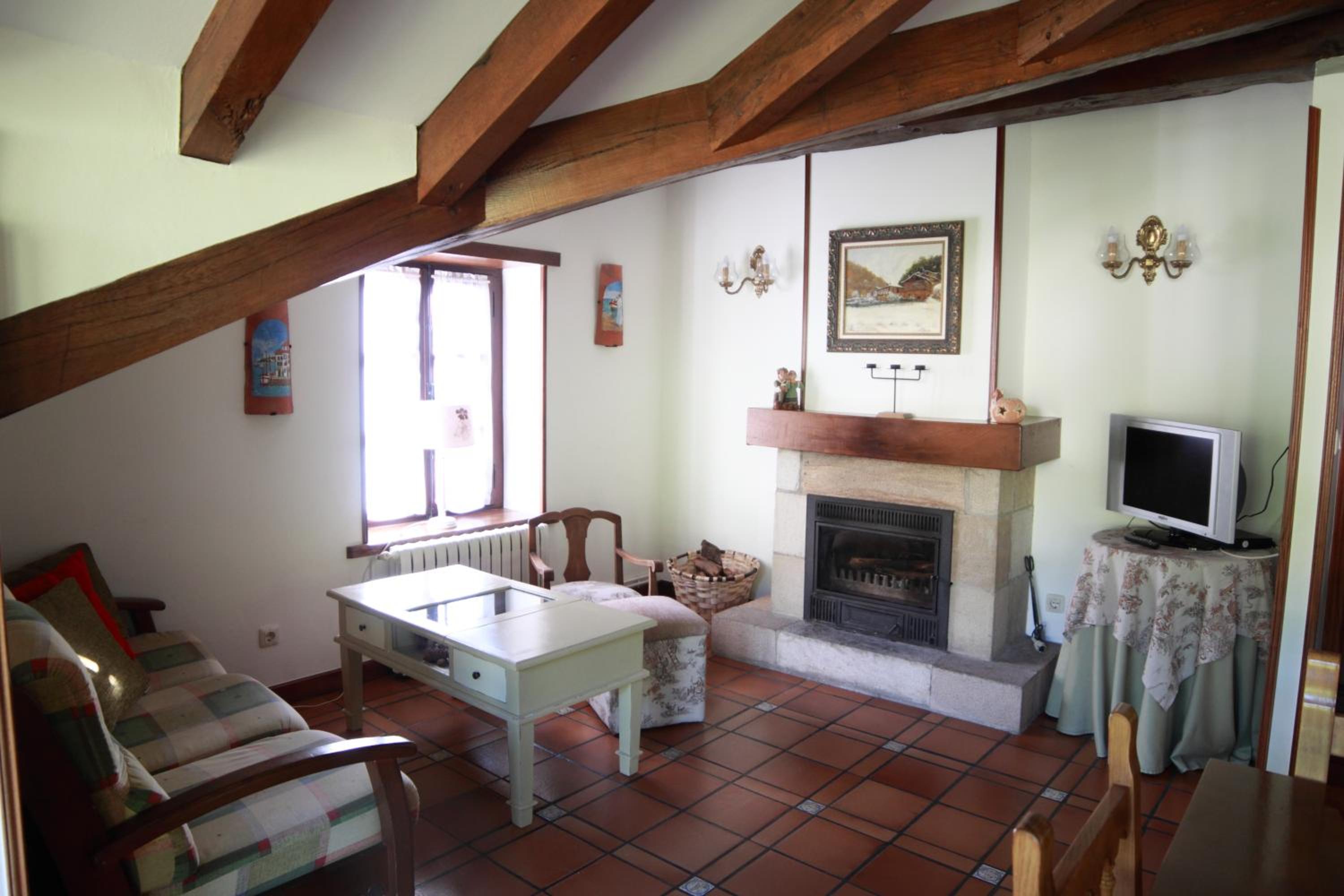 Casas Rurales y Apartamentos La Hornera