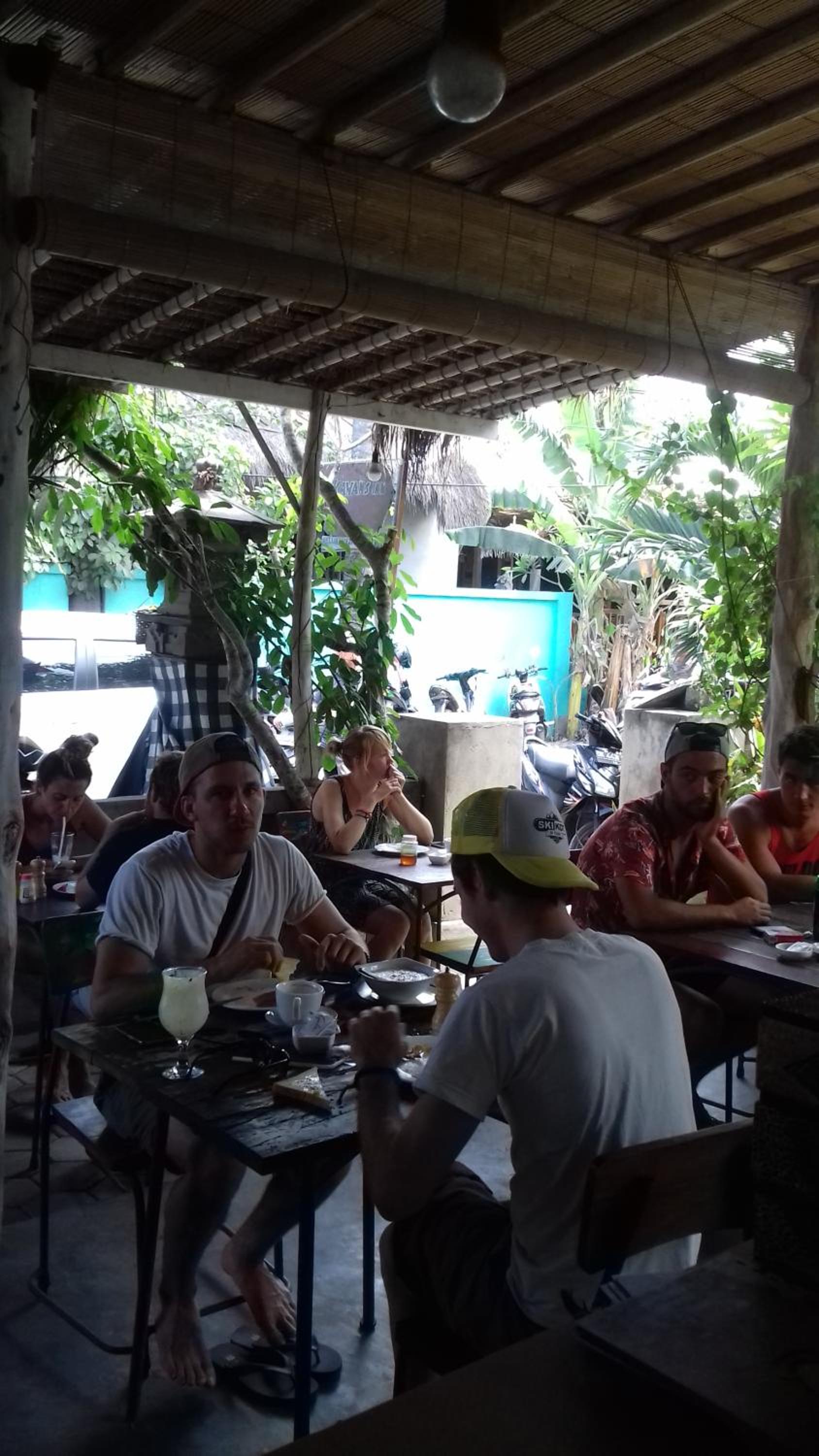 Kawans Inn Lembongan view 3