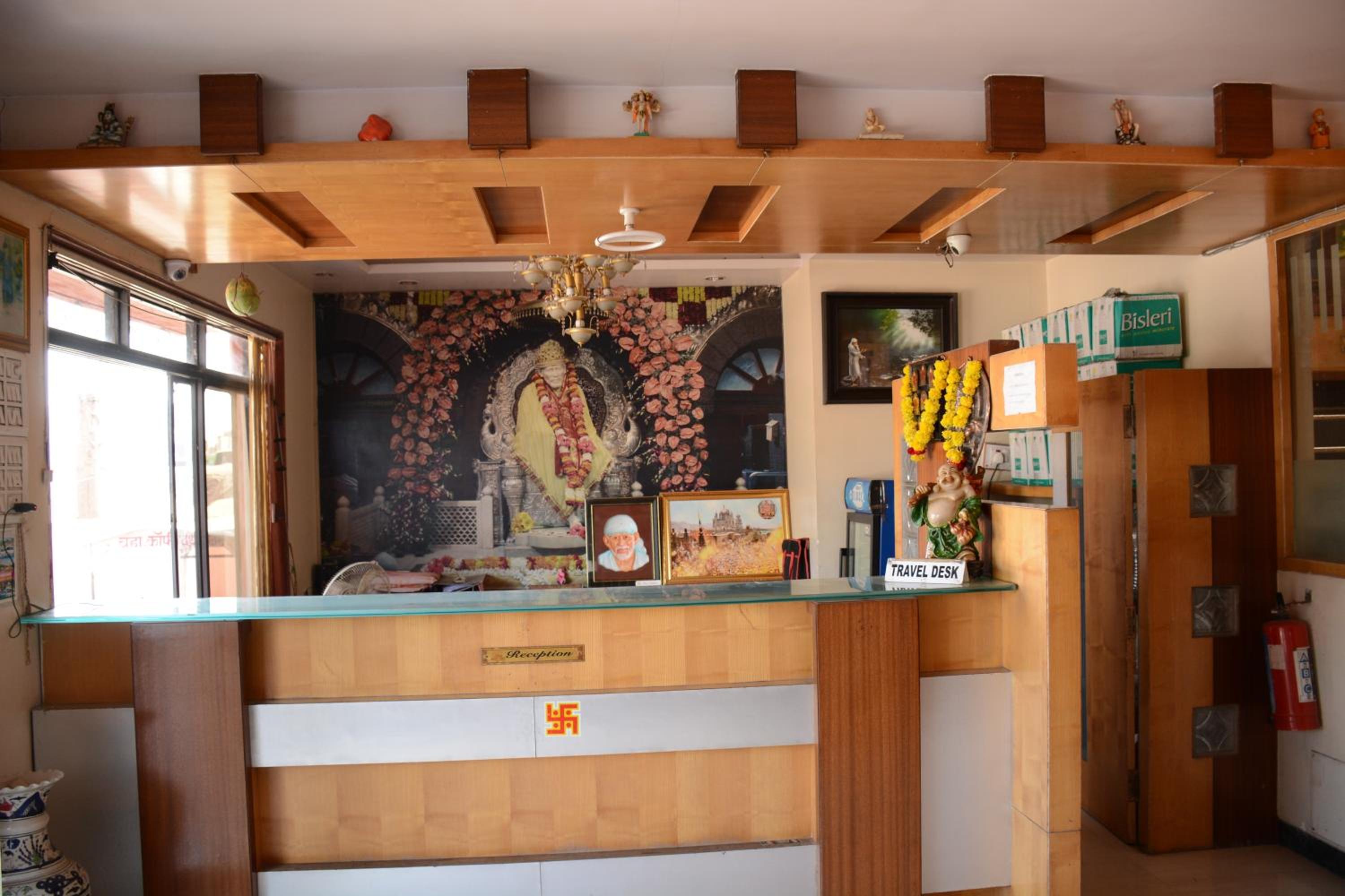 Shirdi Vacations - Hotel Sai Varsha - Property Image 2