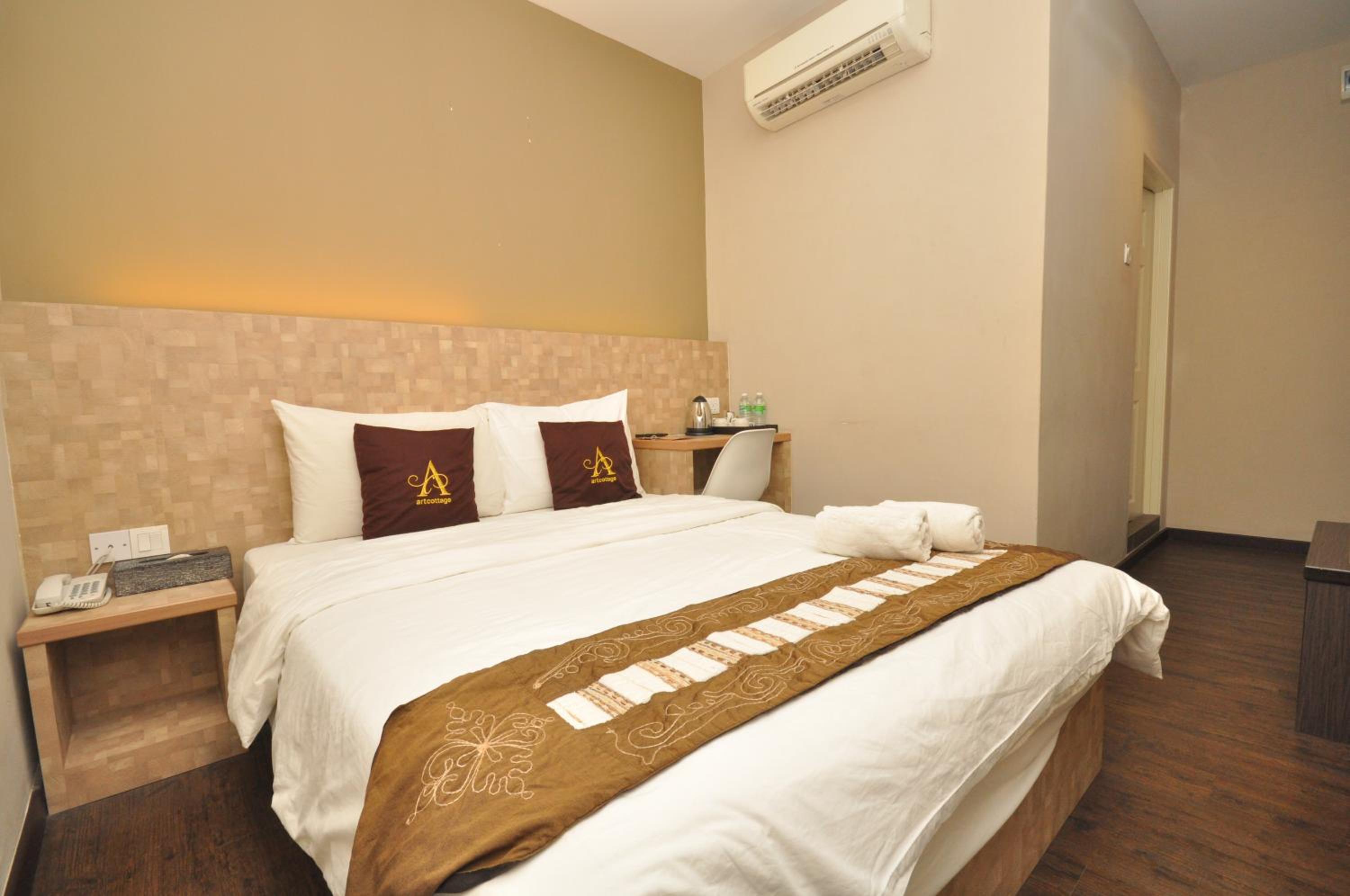 Art Cottage Hotel photo 8
