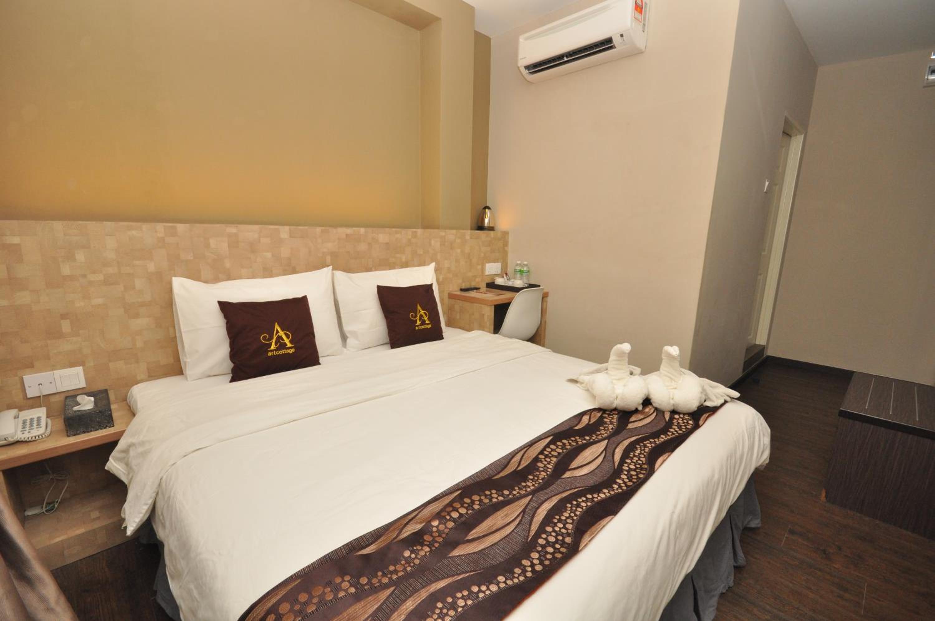 Art Cottage Hotel photo 7