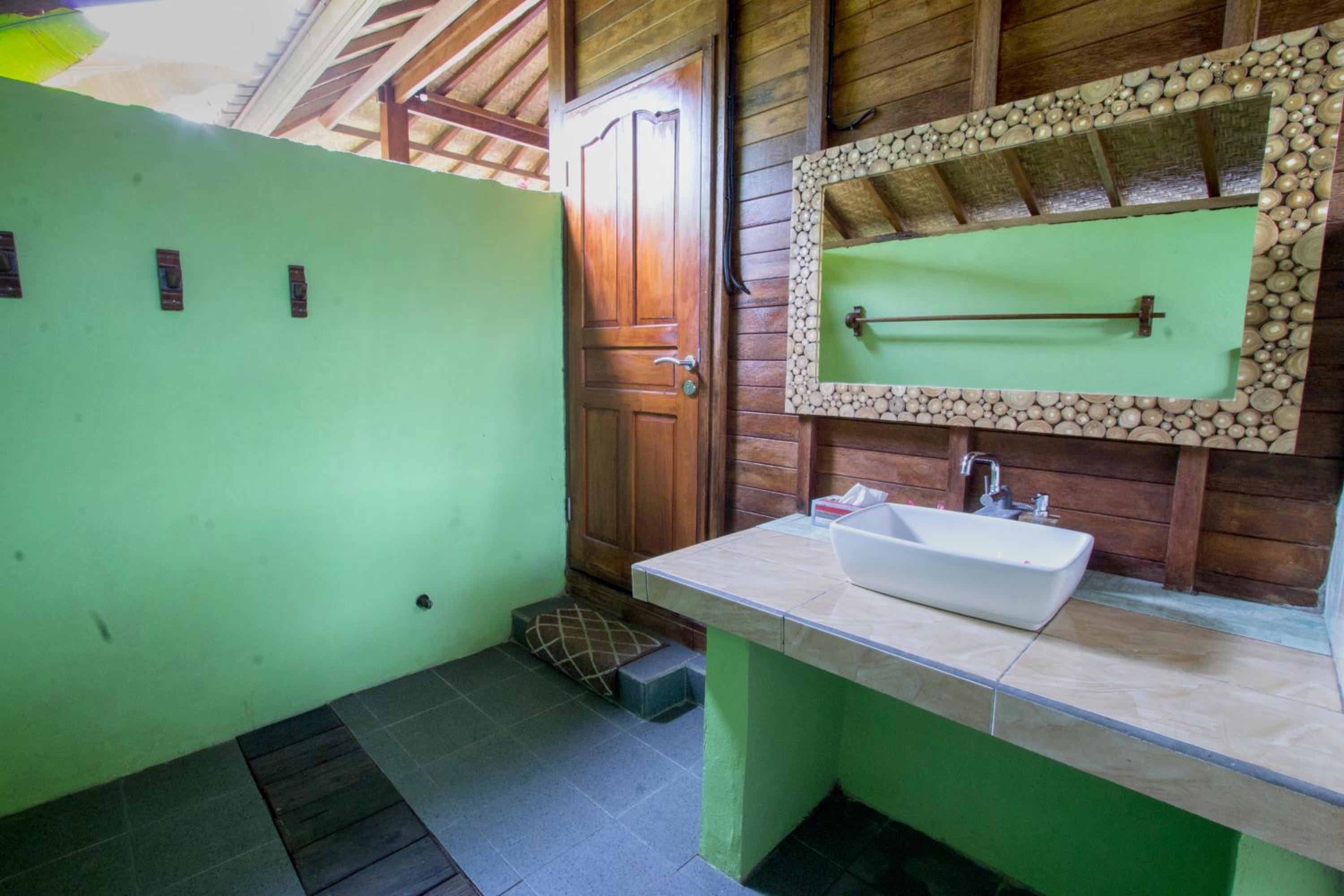 Amora Hut's view 3