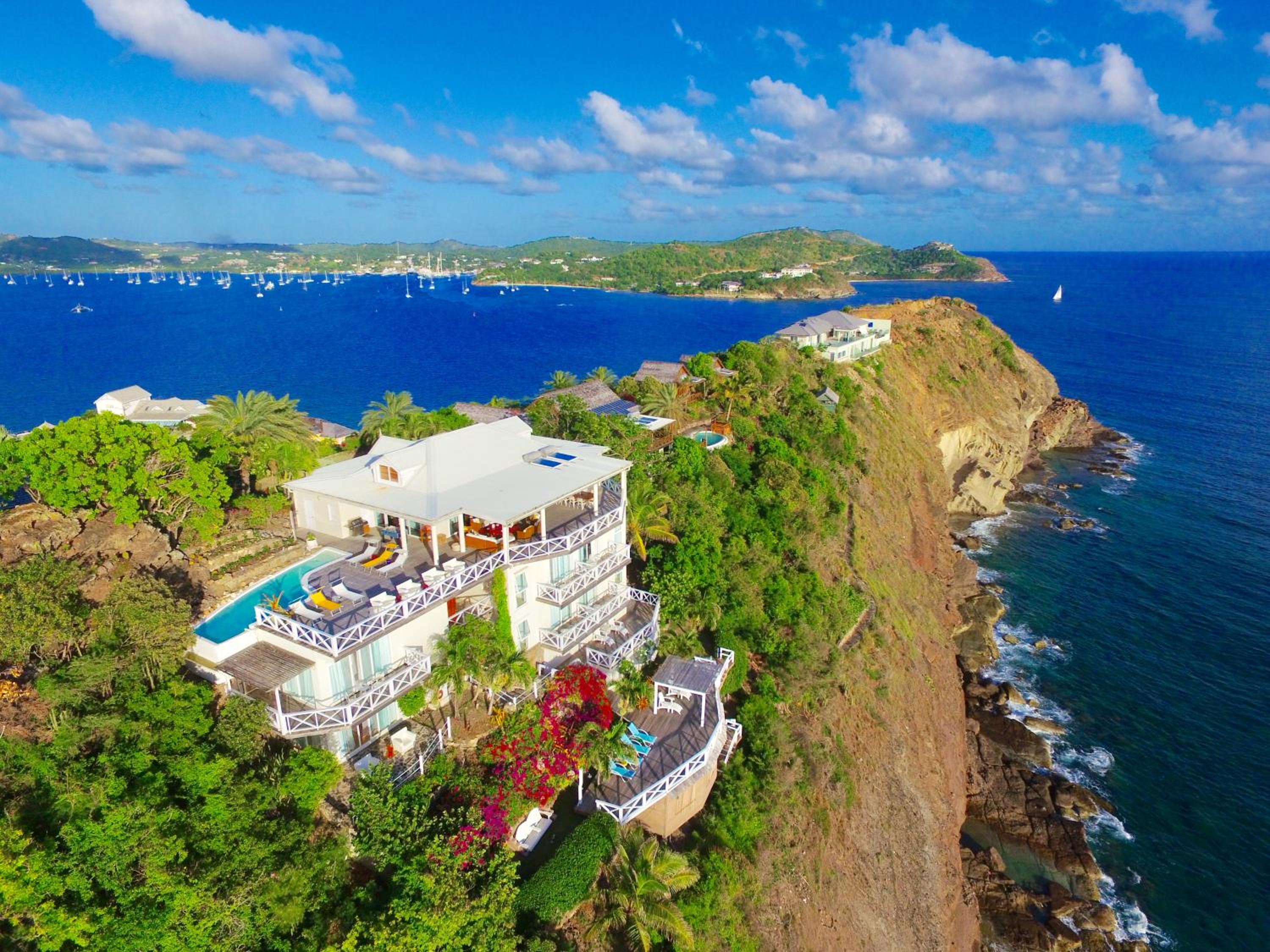 Dolcevita Cliff Resort by KlabHouse