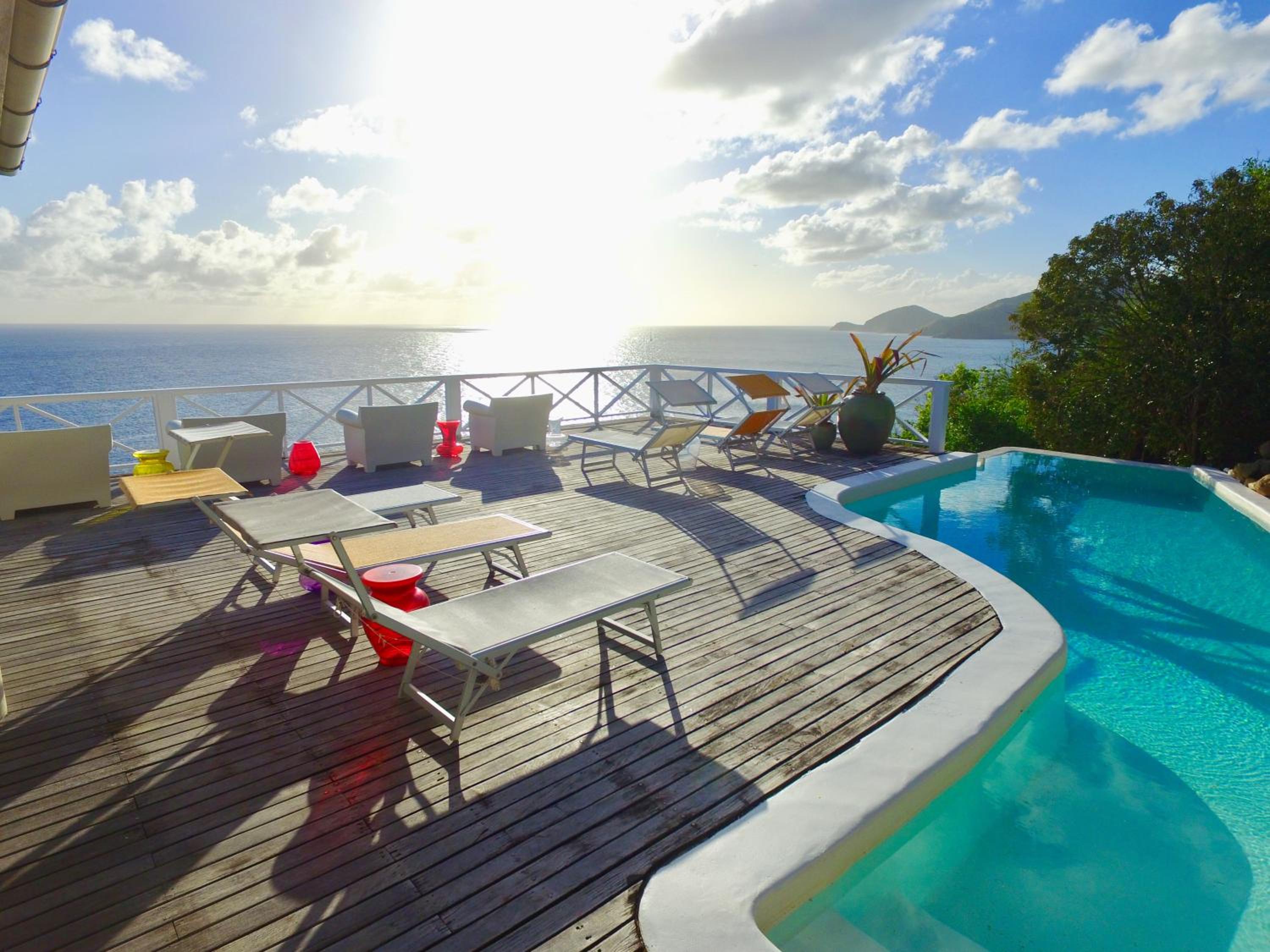 Dolcevita Cliff Resort by KlabHouse