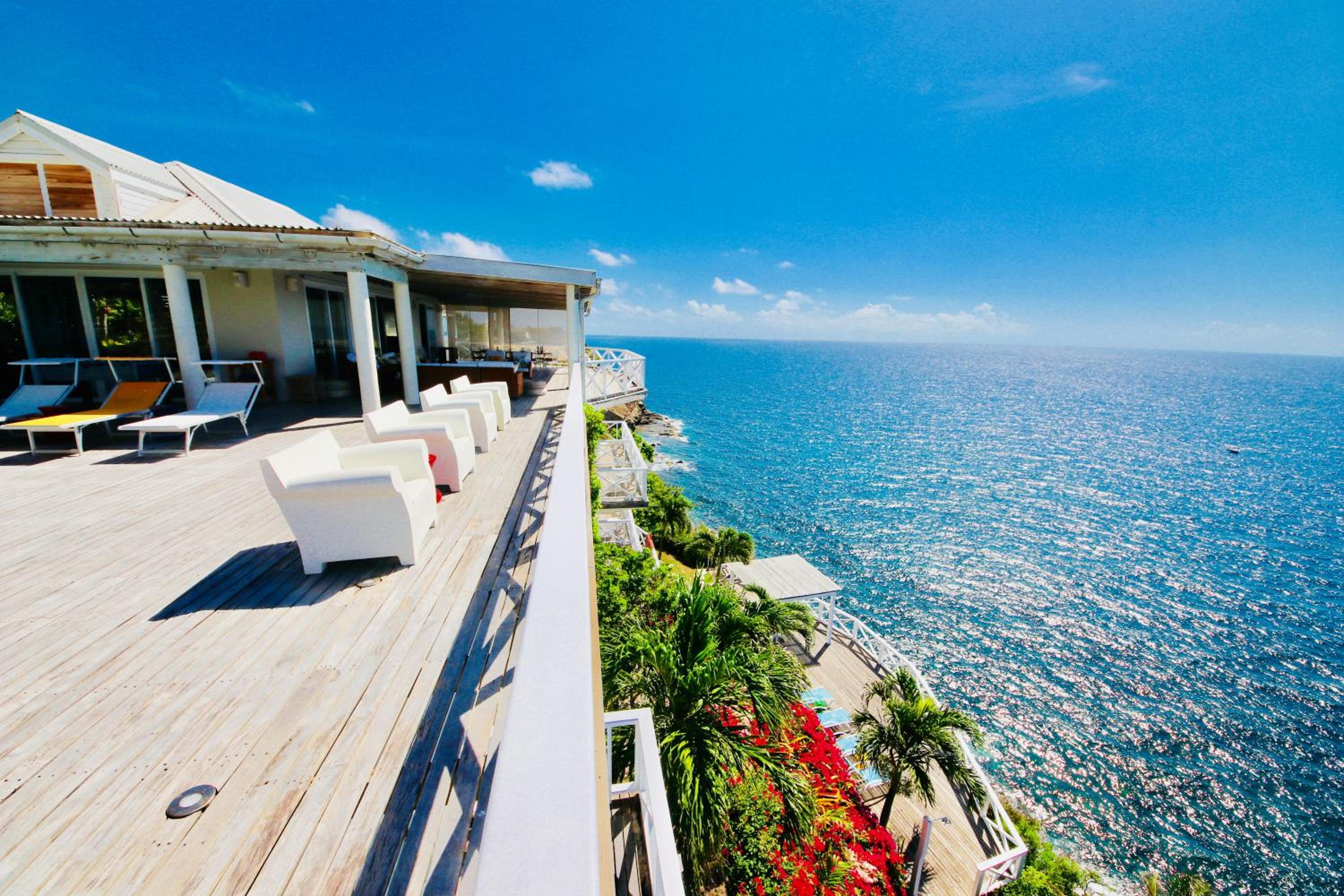 Dolcevita Cliff Resort by KlabHouse