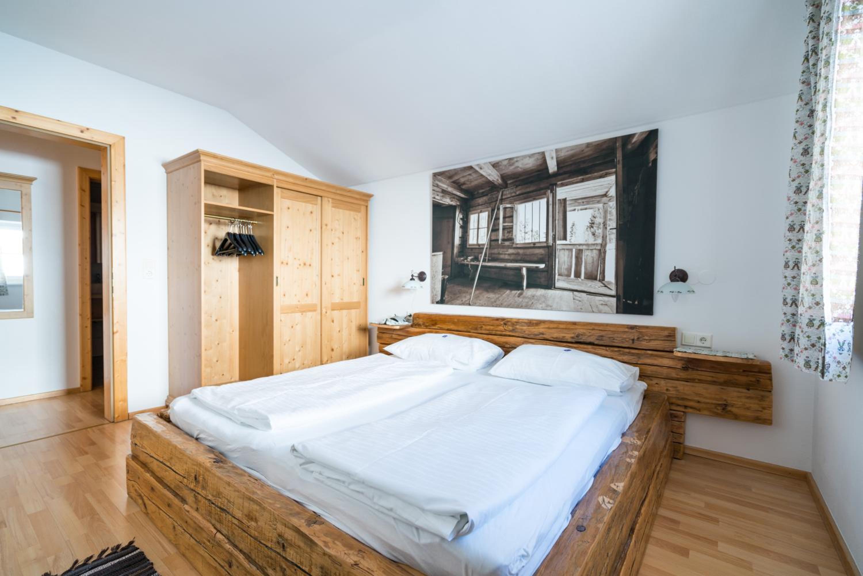 Haus Petergstamm view 2