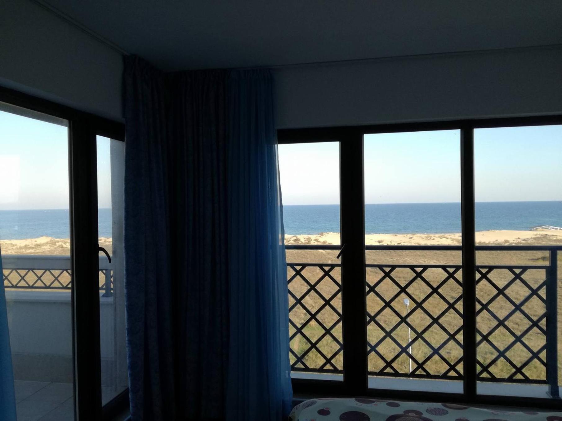 Golden Dunes Primorsko Apartments