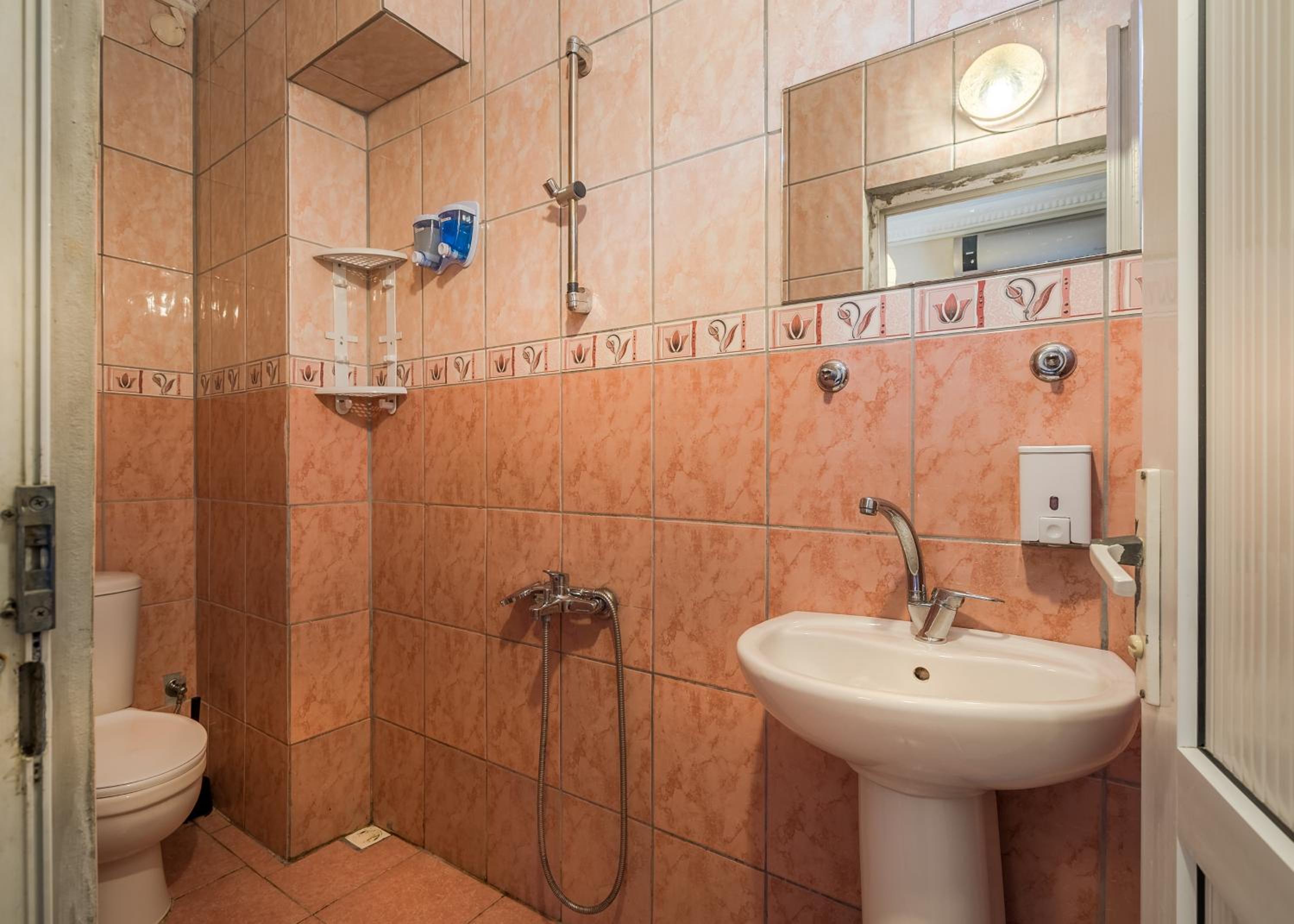 Erenler Otel & Hostels - Image 30