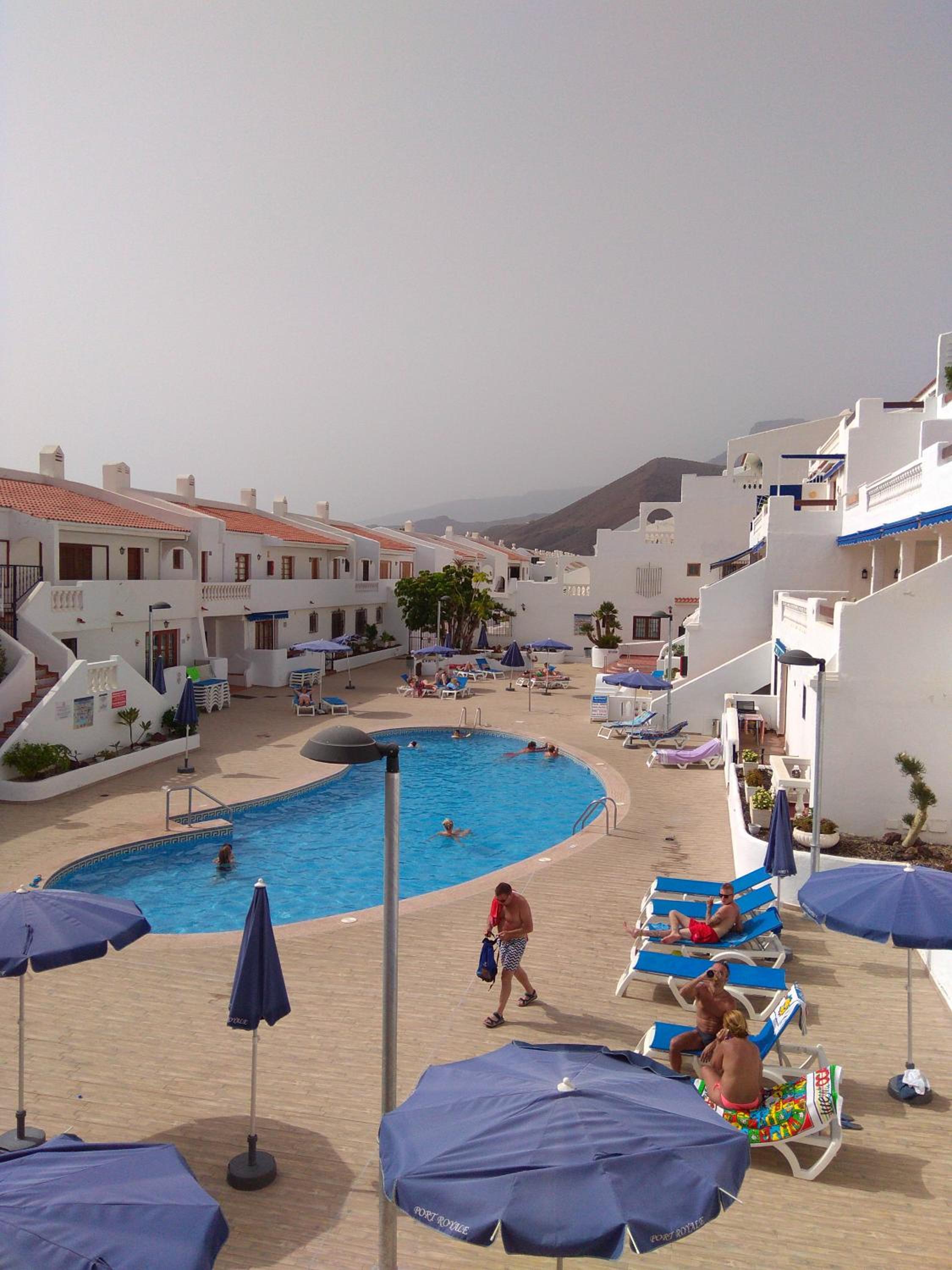 Los Cristianos modern studio view 3