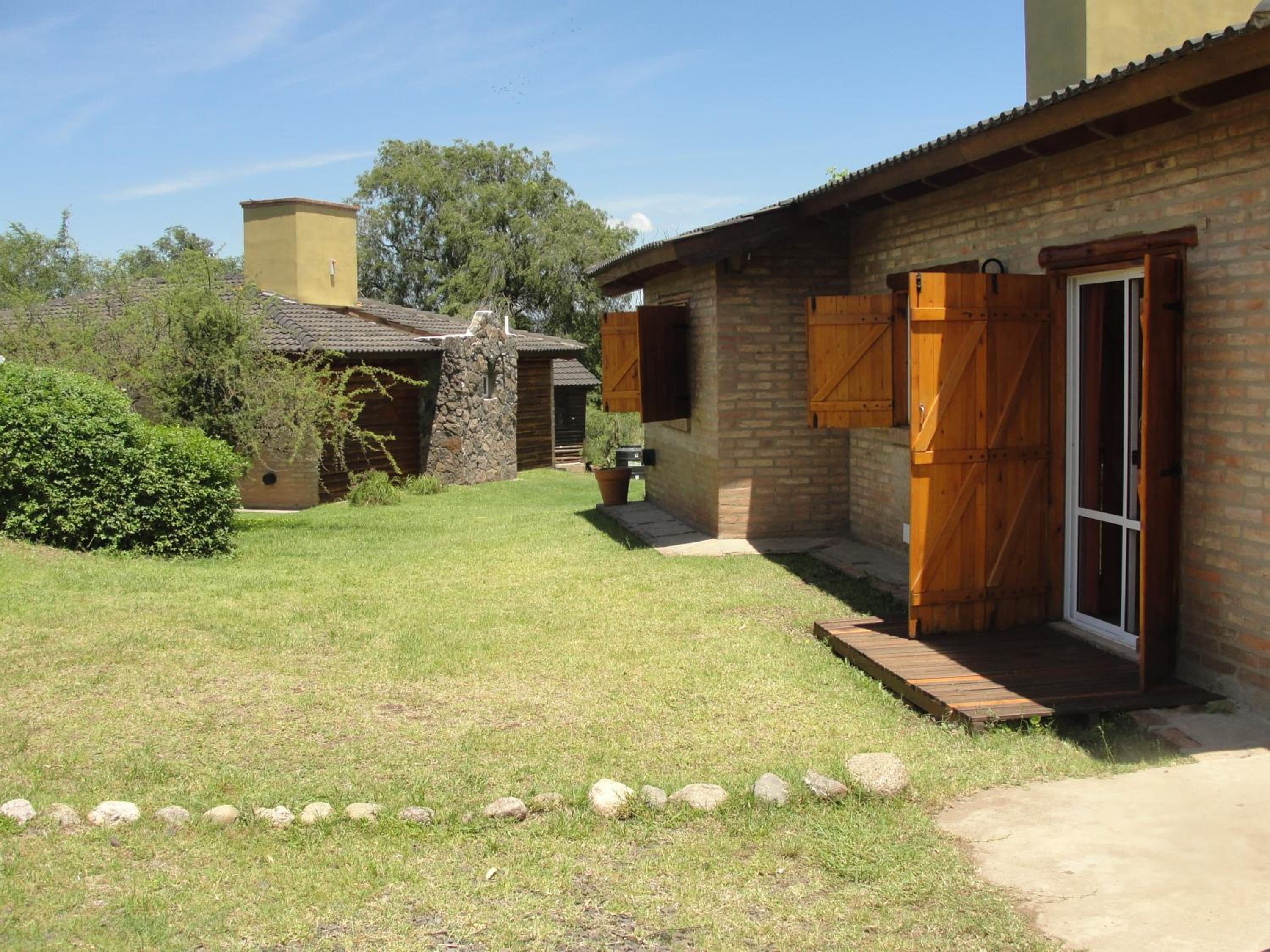 Lomas del Dique Cabañas