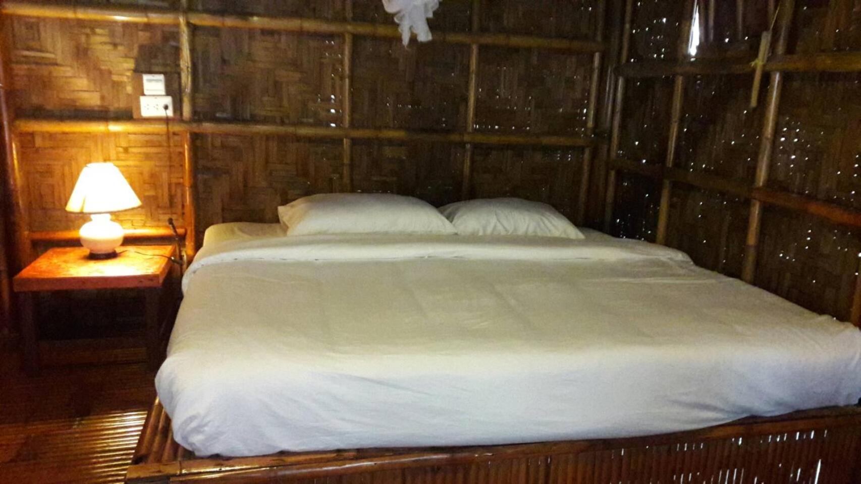 Lazy Hut