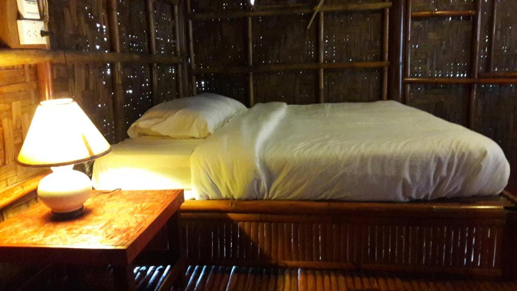 Lazy Hut
