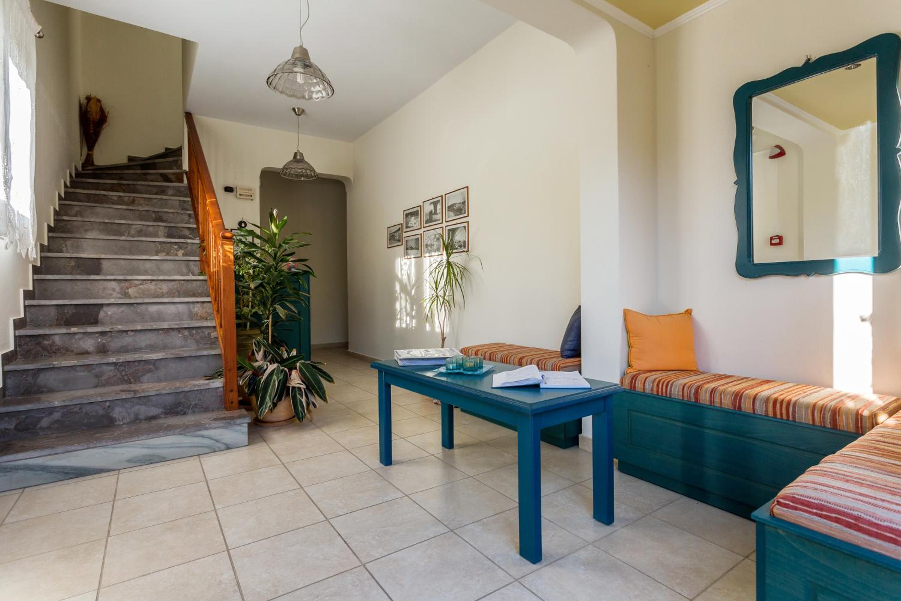 ANTONIOS Skopelos studios apartments