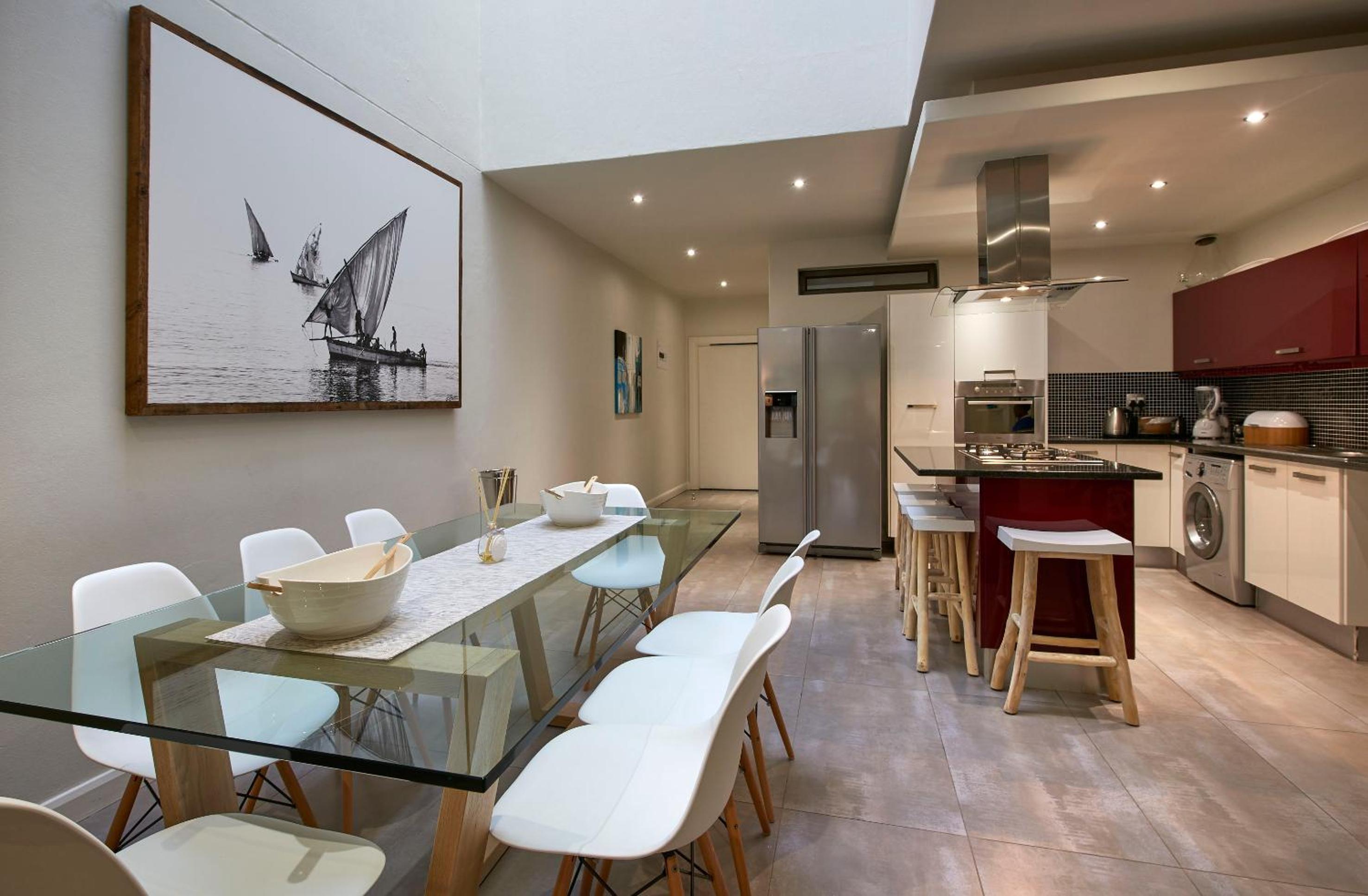 Dynasty Forest Sandown Serviced Apartments & Self Catering Hotel