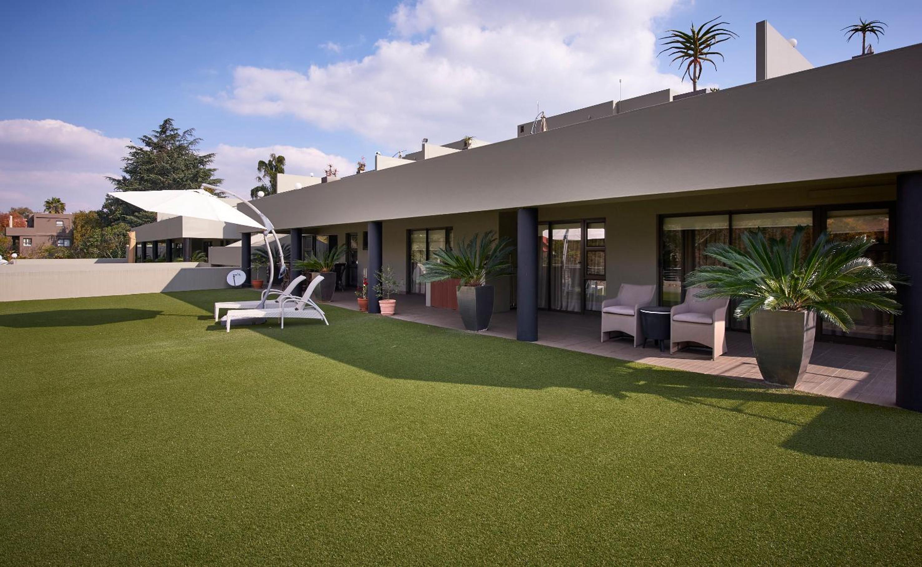 Dynasty Forest Sandown Serviced Apartments & Self Catering Hotel