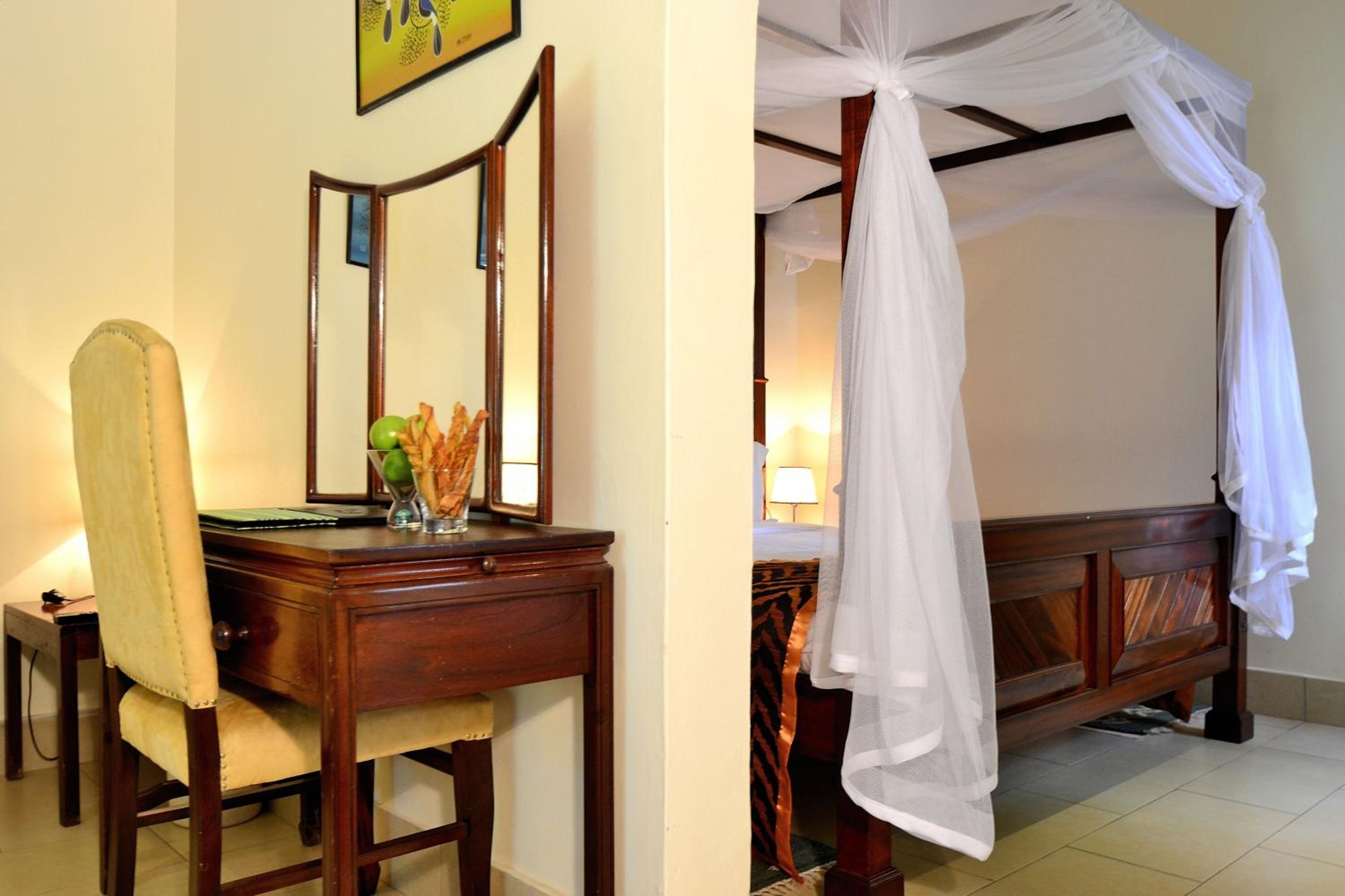 Muthu Lake Naivasha Country Club, Naivasha view 5