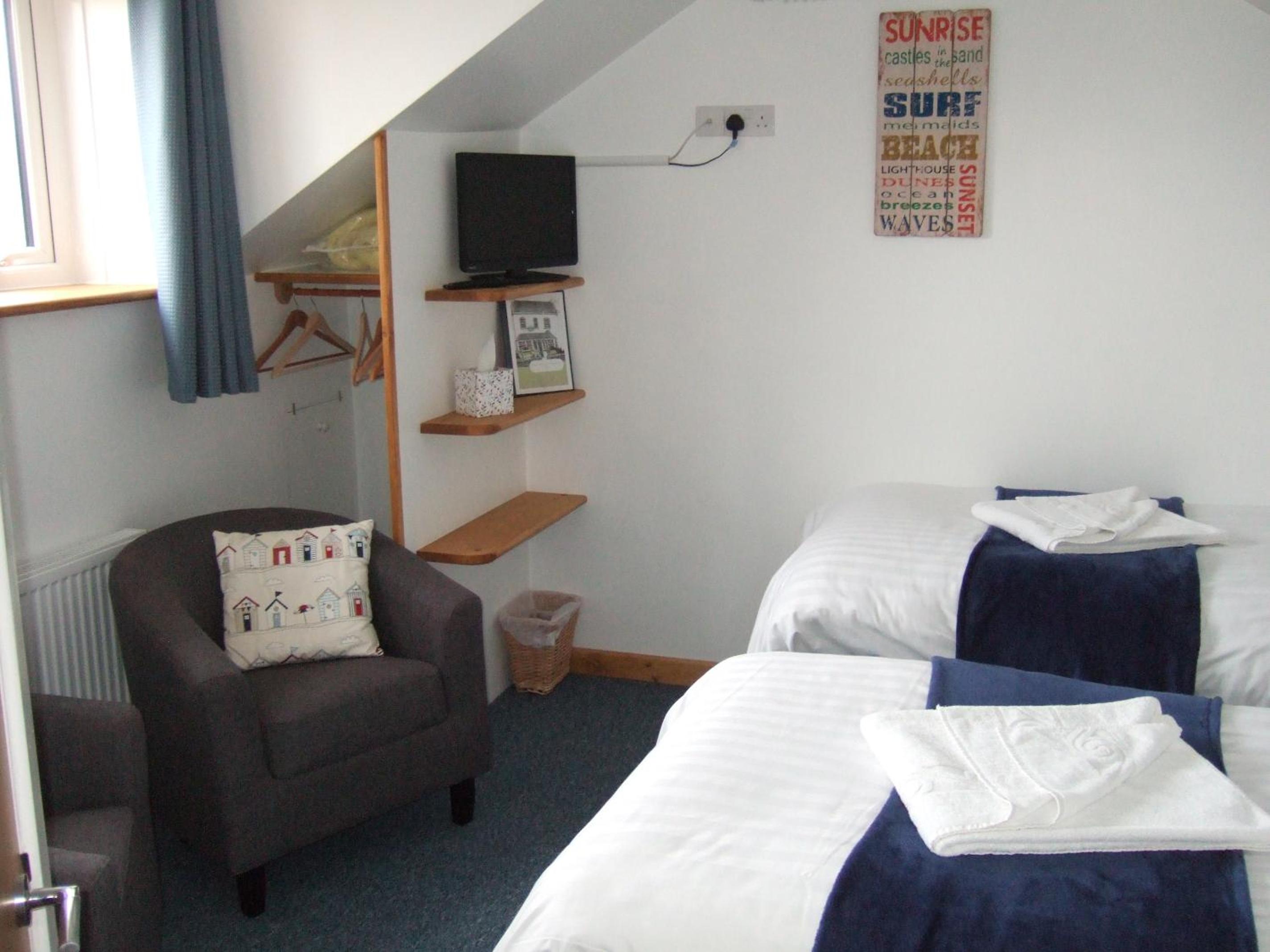 Links Side Guest House