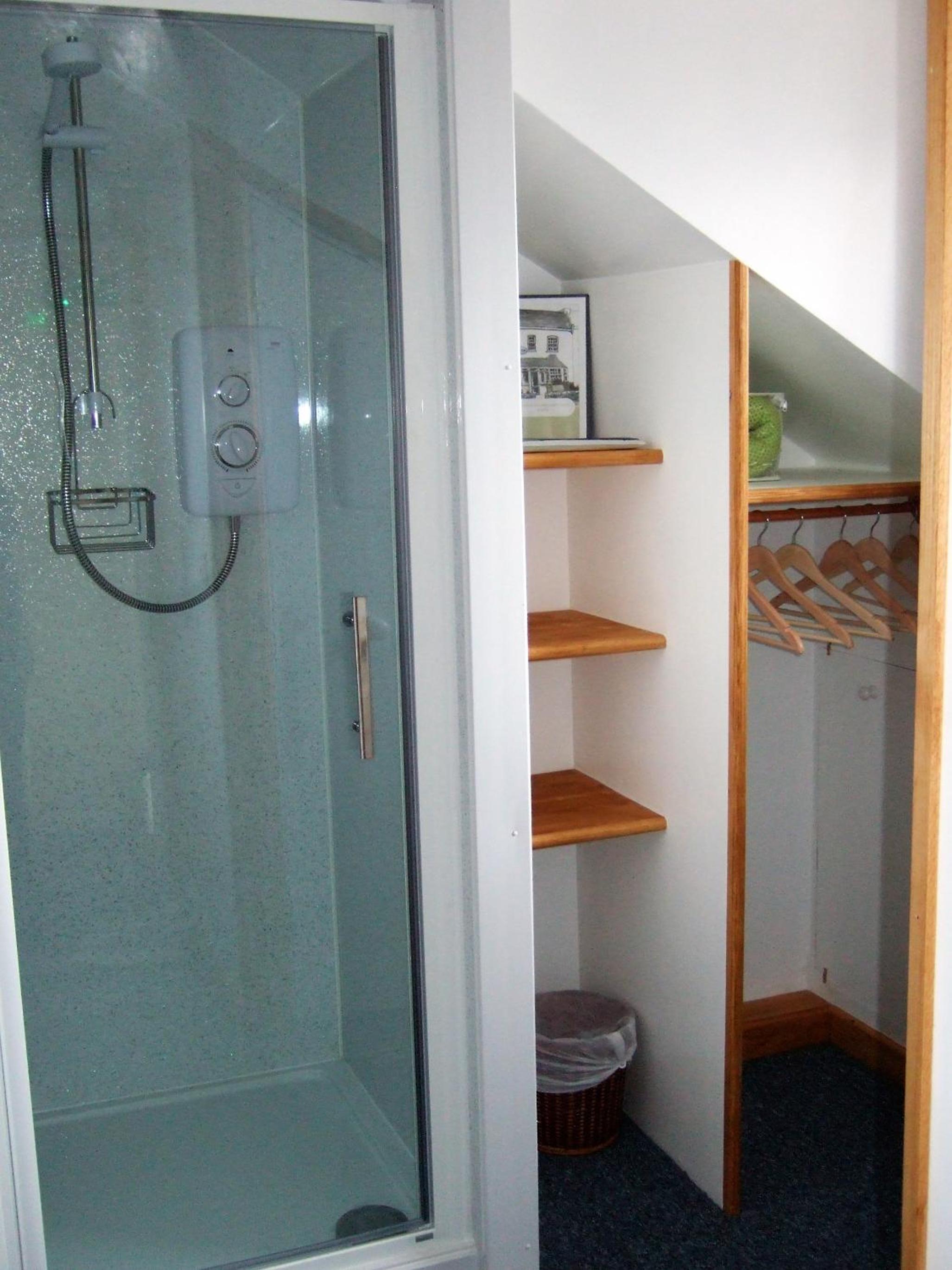 Links Side Guest House