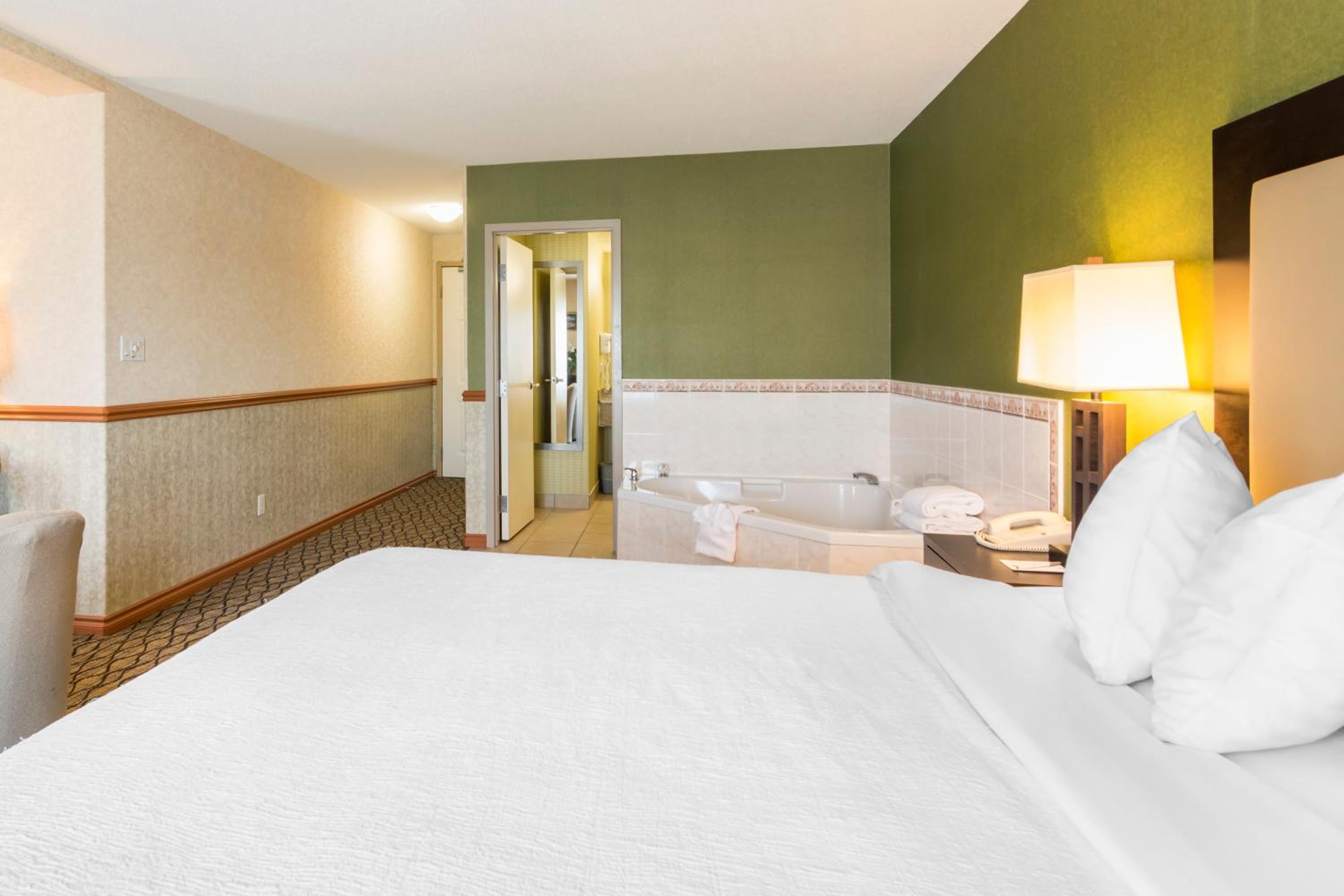 Clarion Hotel & Conference Centre Sherwood Park