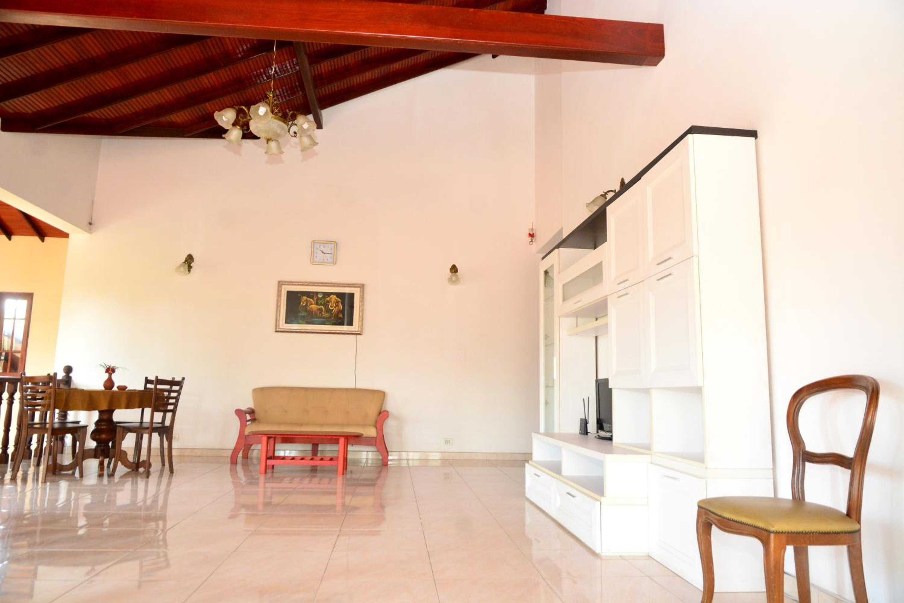 Robi Garden Villa