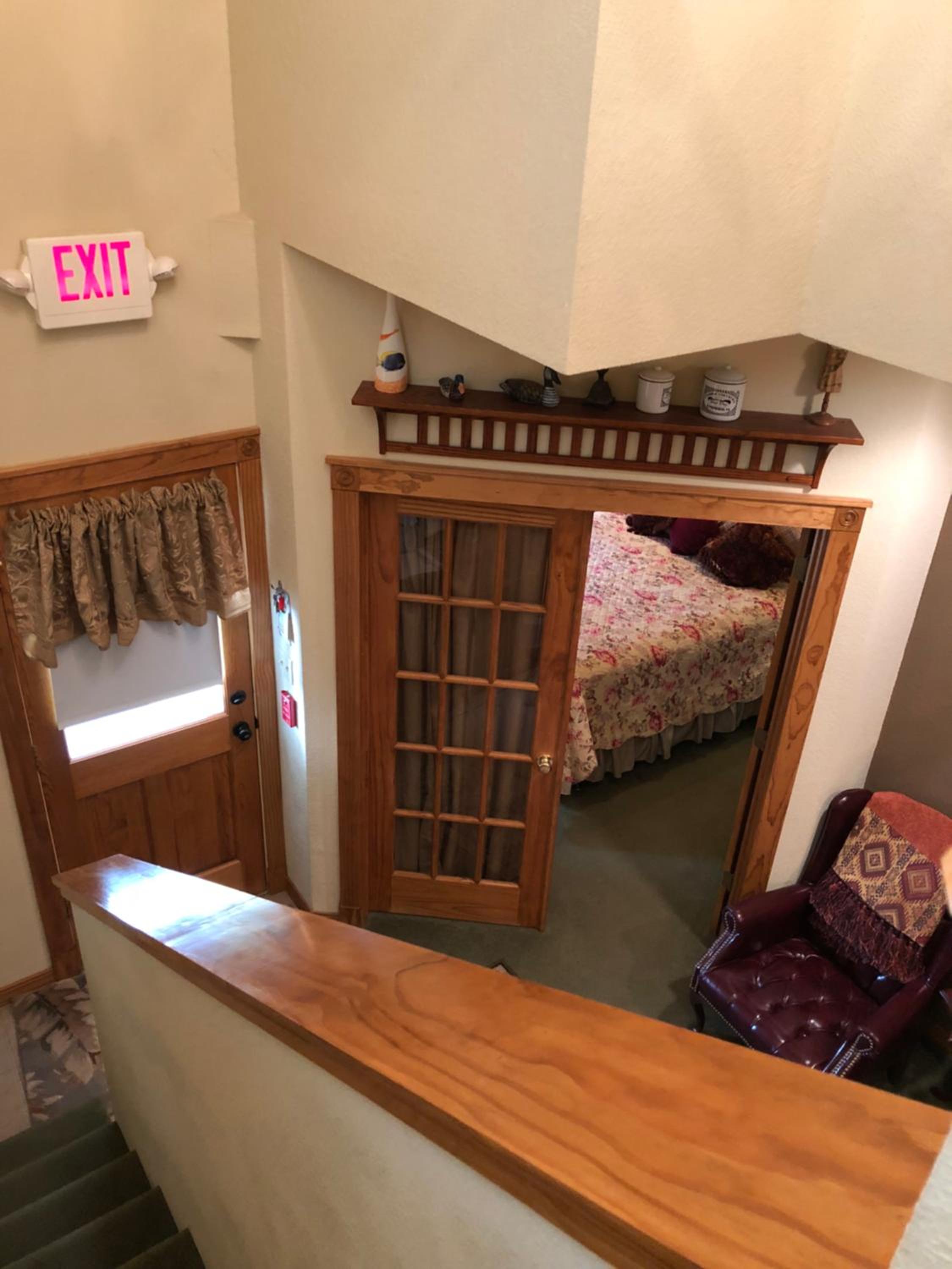 All Seasons Inn