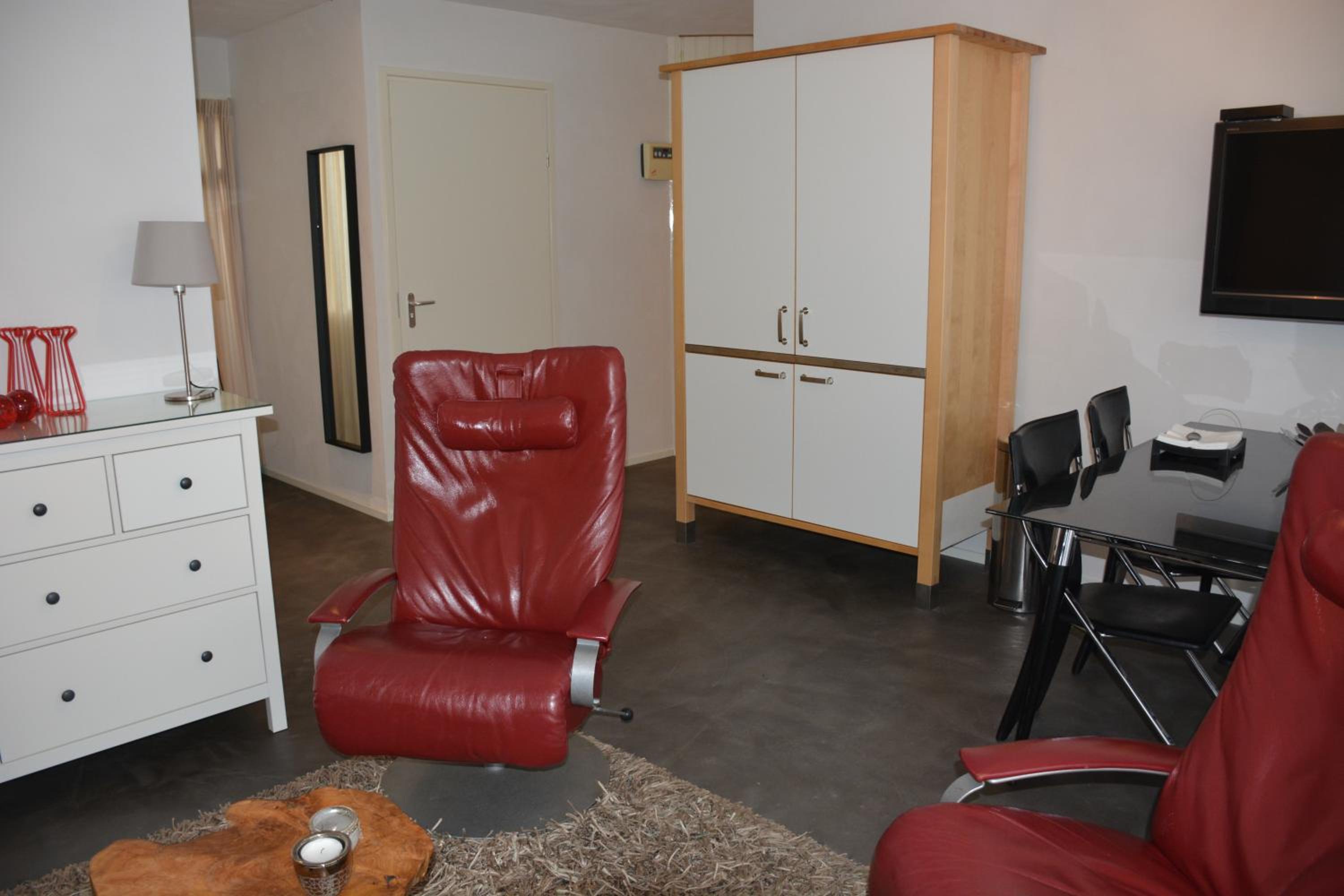 Luxe appartement met sauna view 3
