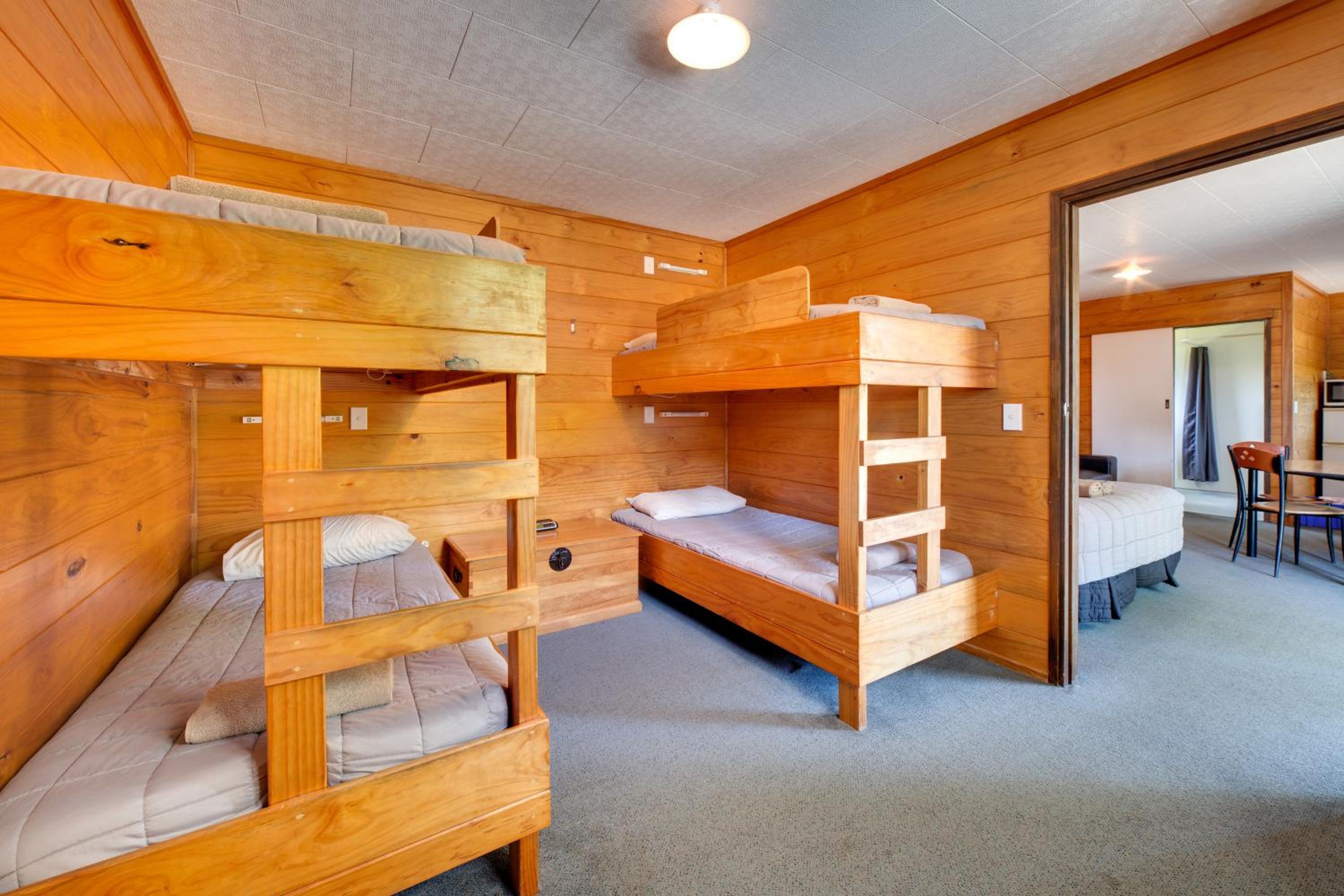 Wellington TOP 10 Holiday Park