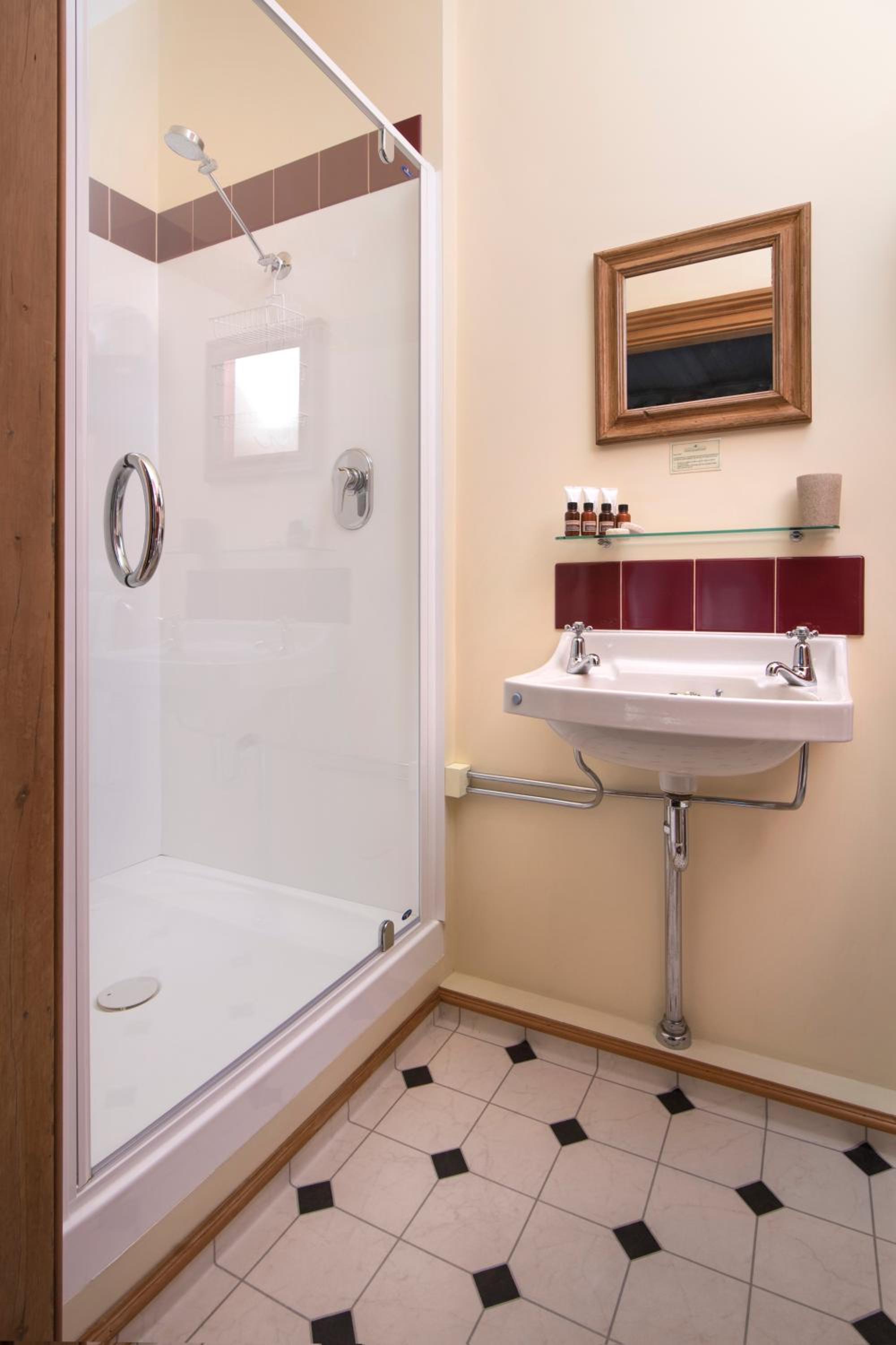 Sennen House Boutique Accommodation