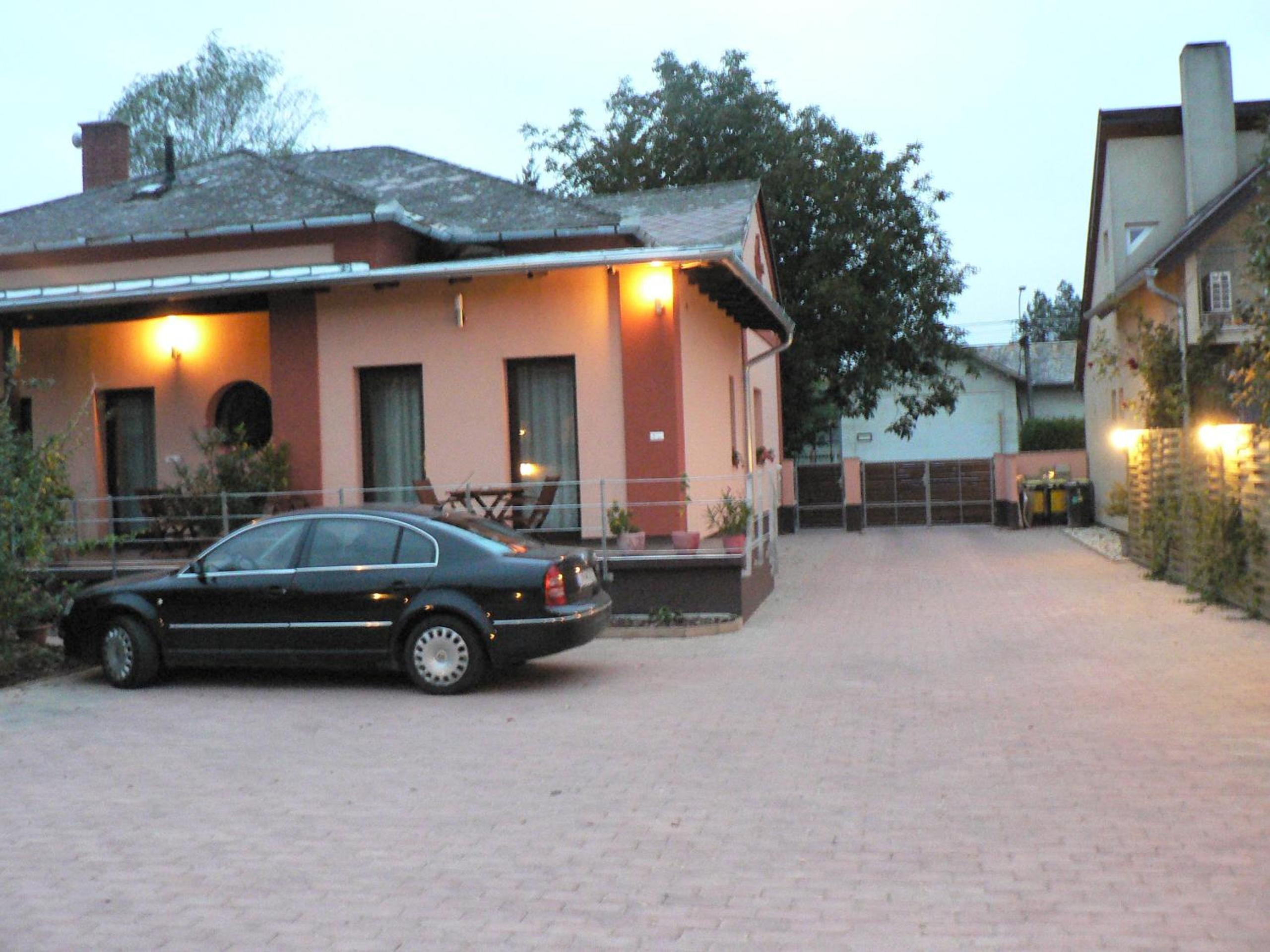 Nyirfa Apartmanház view 3