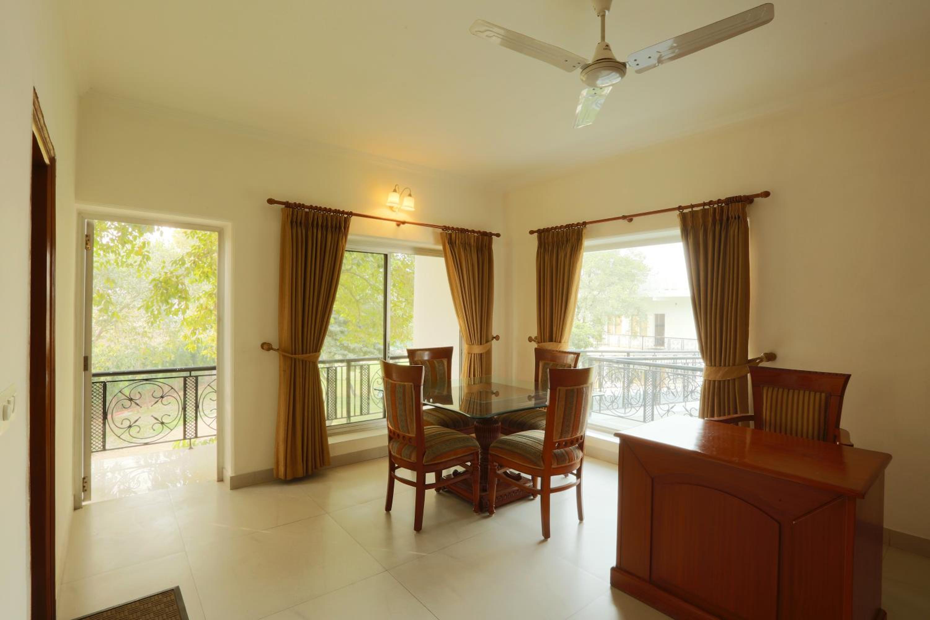 Aapno Ghar Resort & Amusement Park