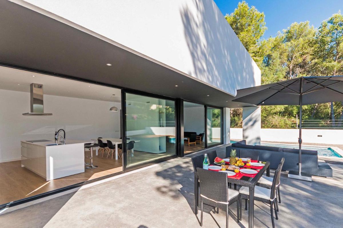 Ca Na Rosa - Modern Villa with Private Pool photo 3