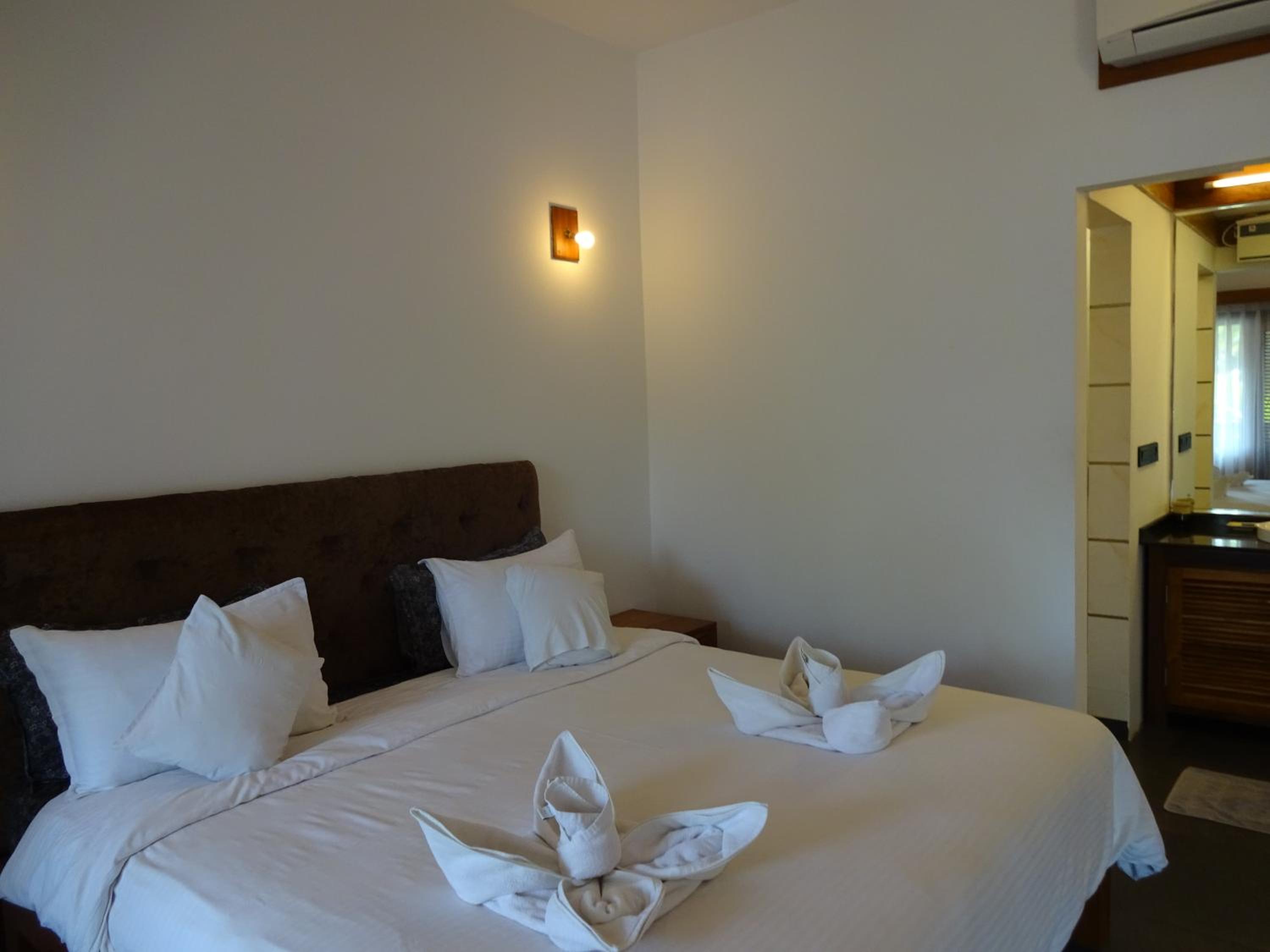 Dunhill Beach Resort