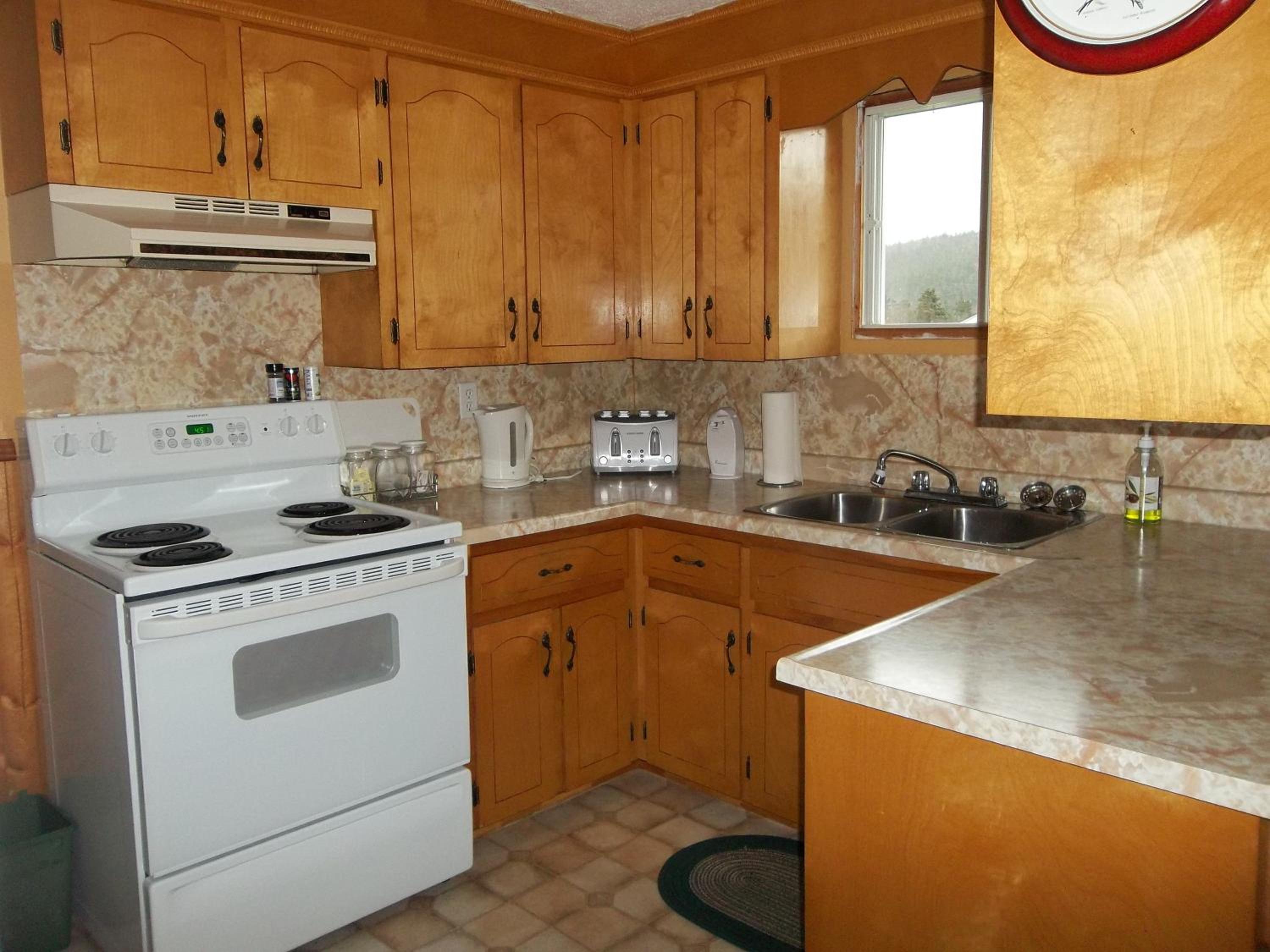 Gulliver's Cove Oceanview Cottages