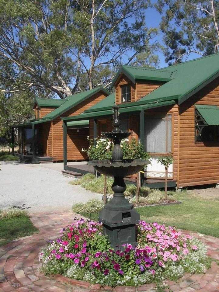 Cottages on Edward