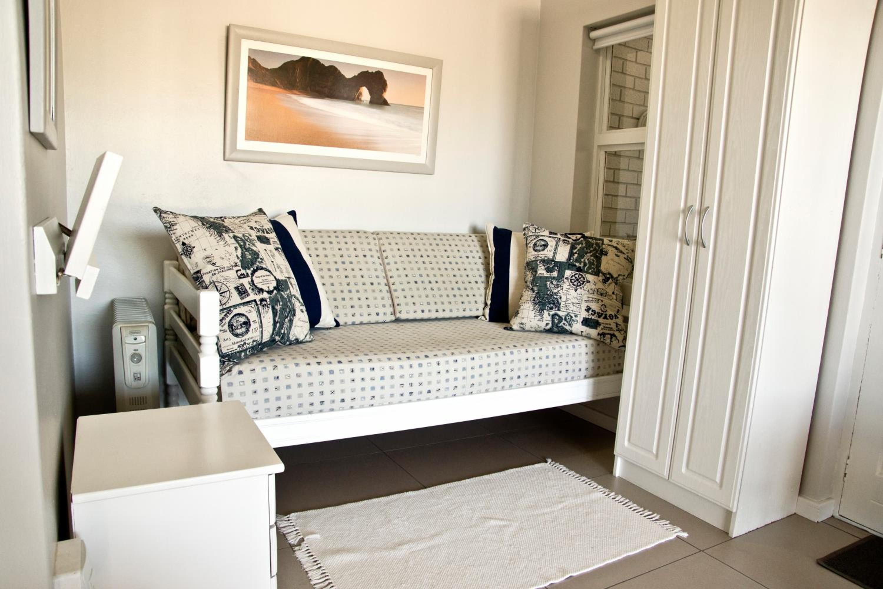 South Point Guest Lodge
