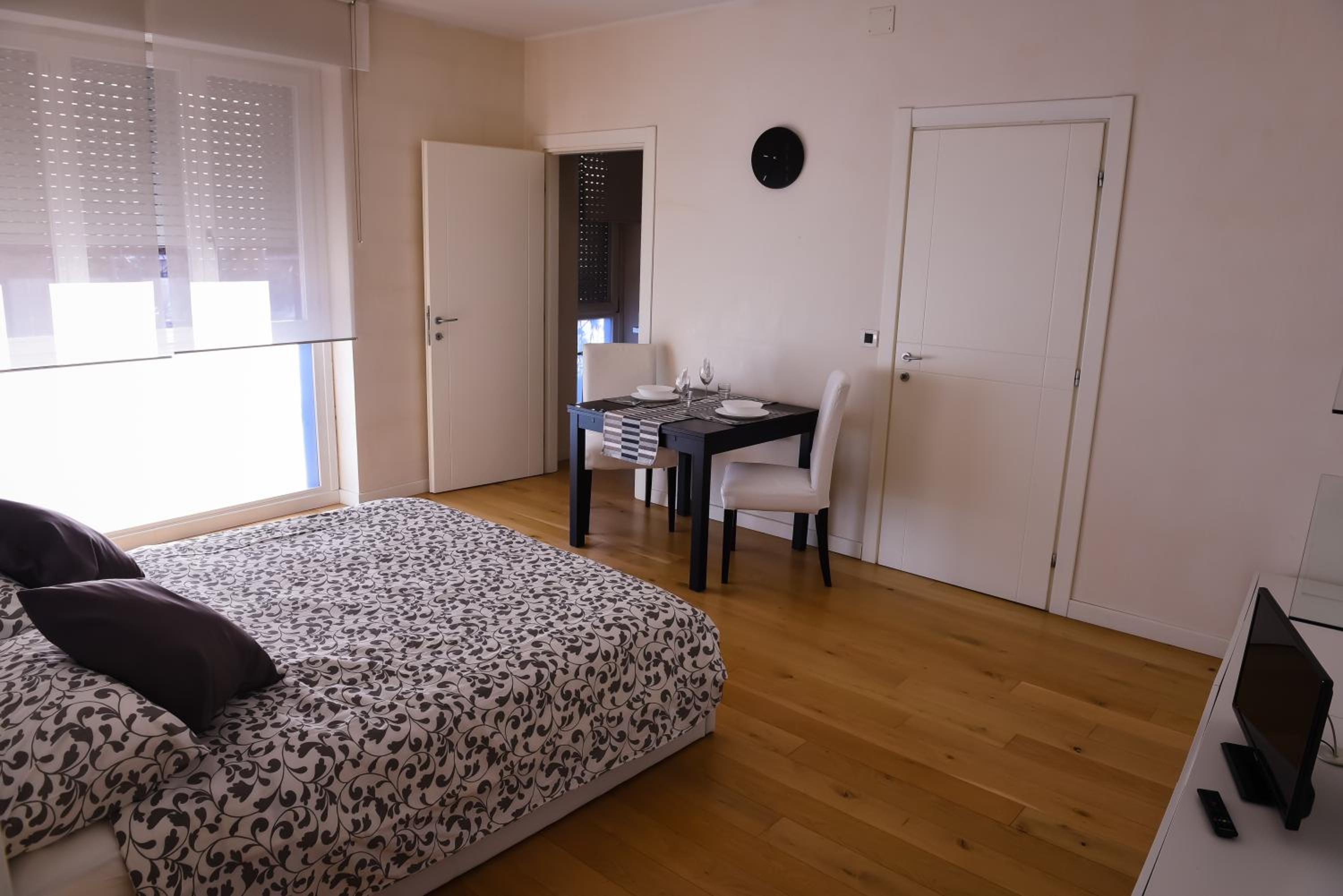 4YOU APARTMENTS - PONTI ROMANI view 3