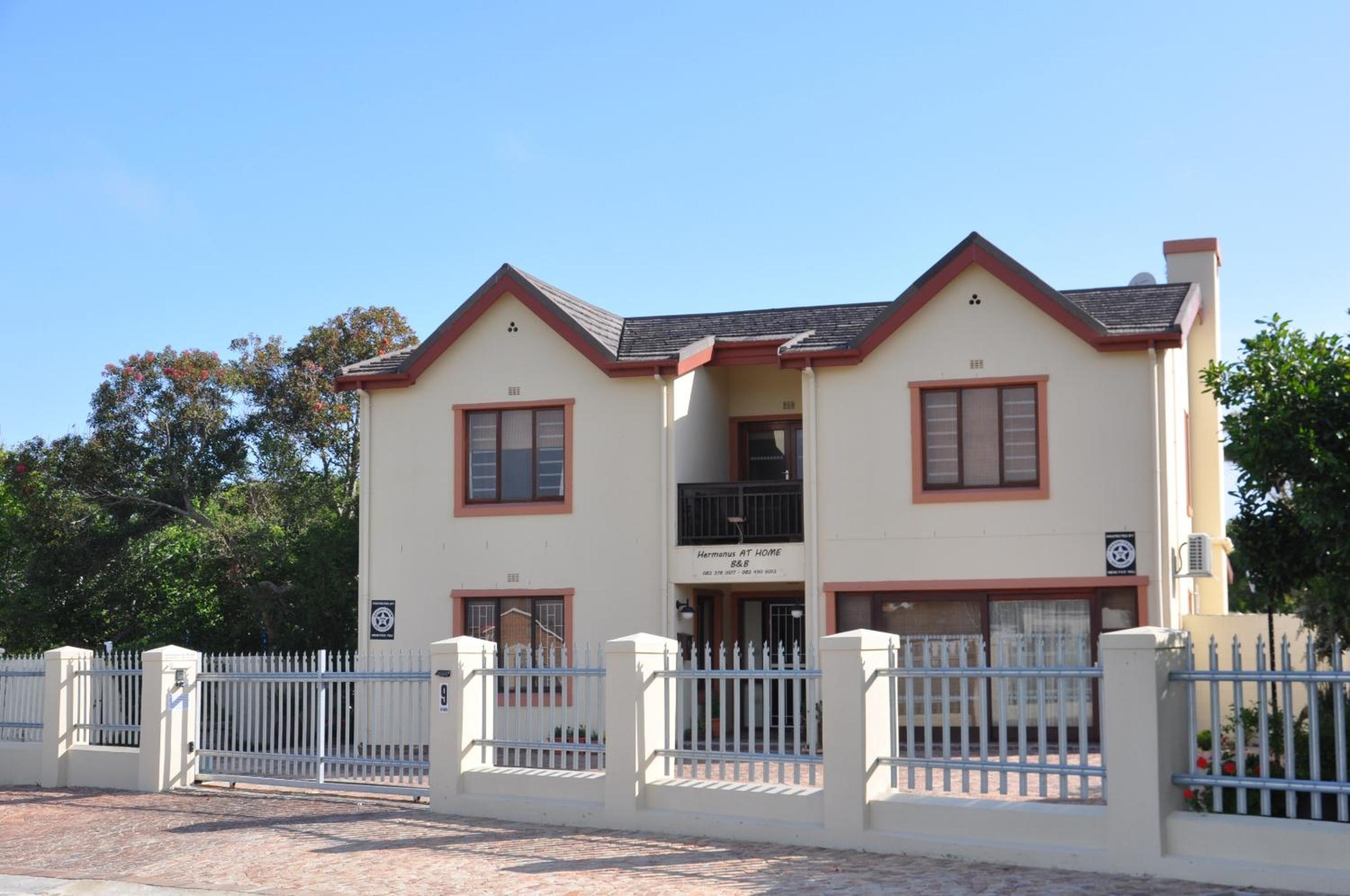 Hermanus AT HOME