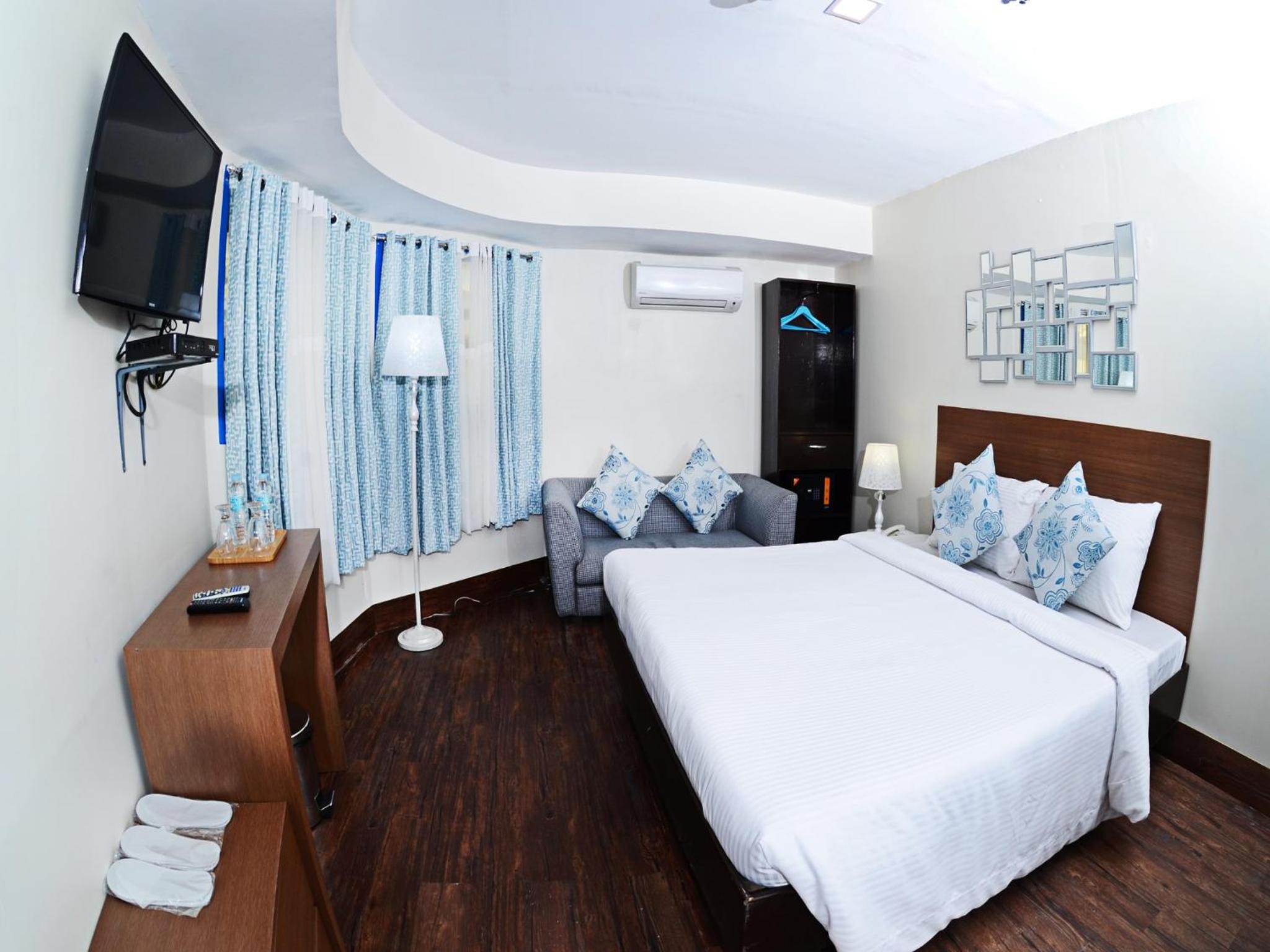 Skyblue Hotel