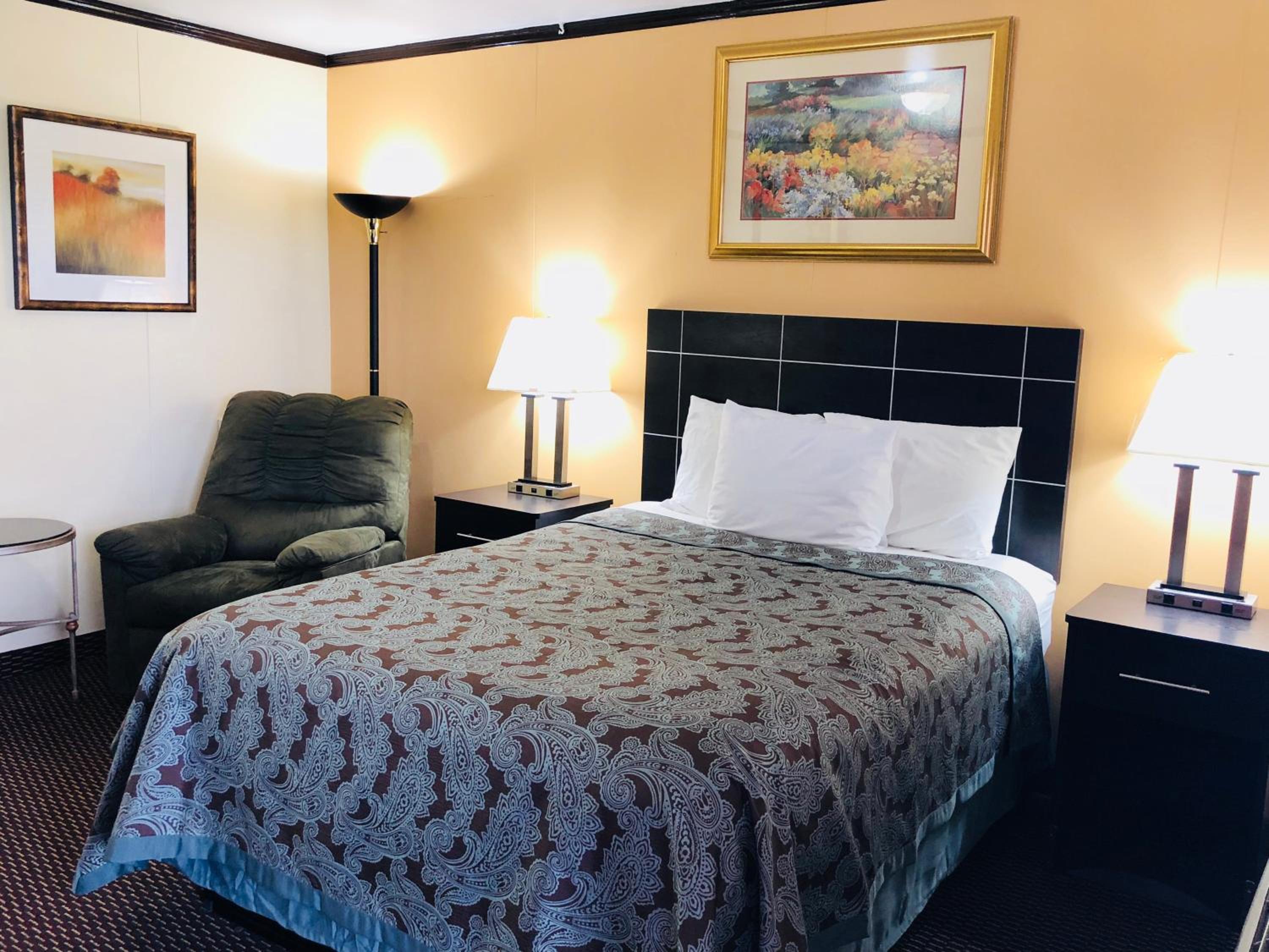 Flamingo Inn