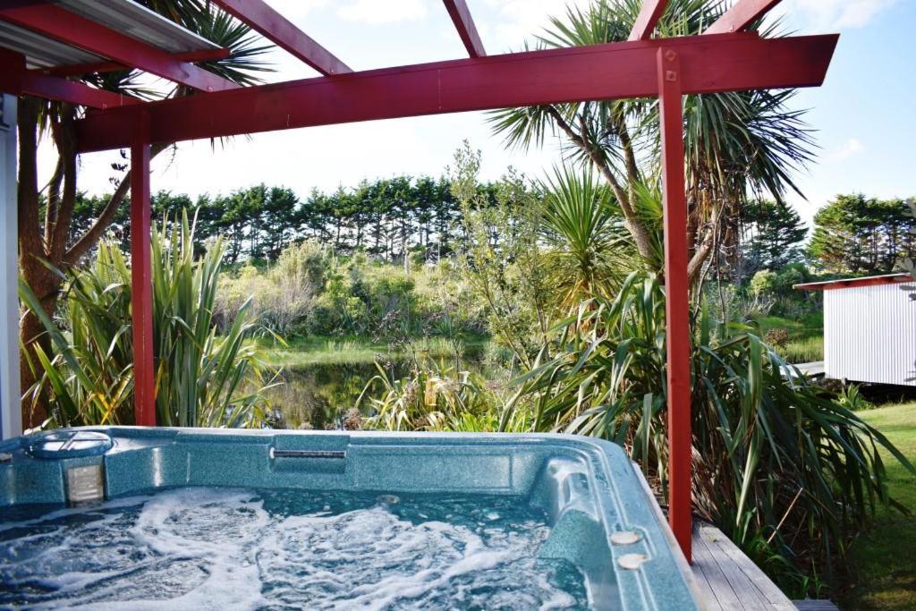 The Lakes - Kai Iwi Lakes Exclusive Retreat