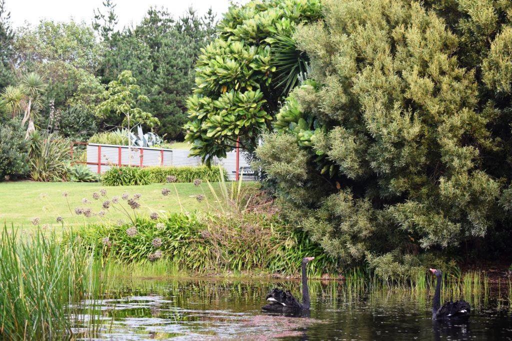 The Lakes - Kai Iwi Lakes Exclusive Retreat