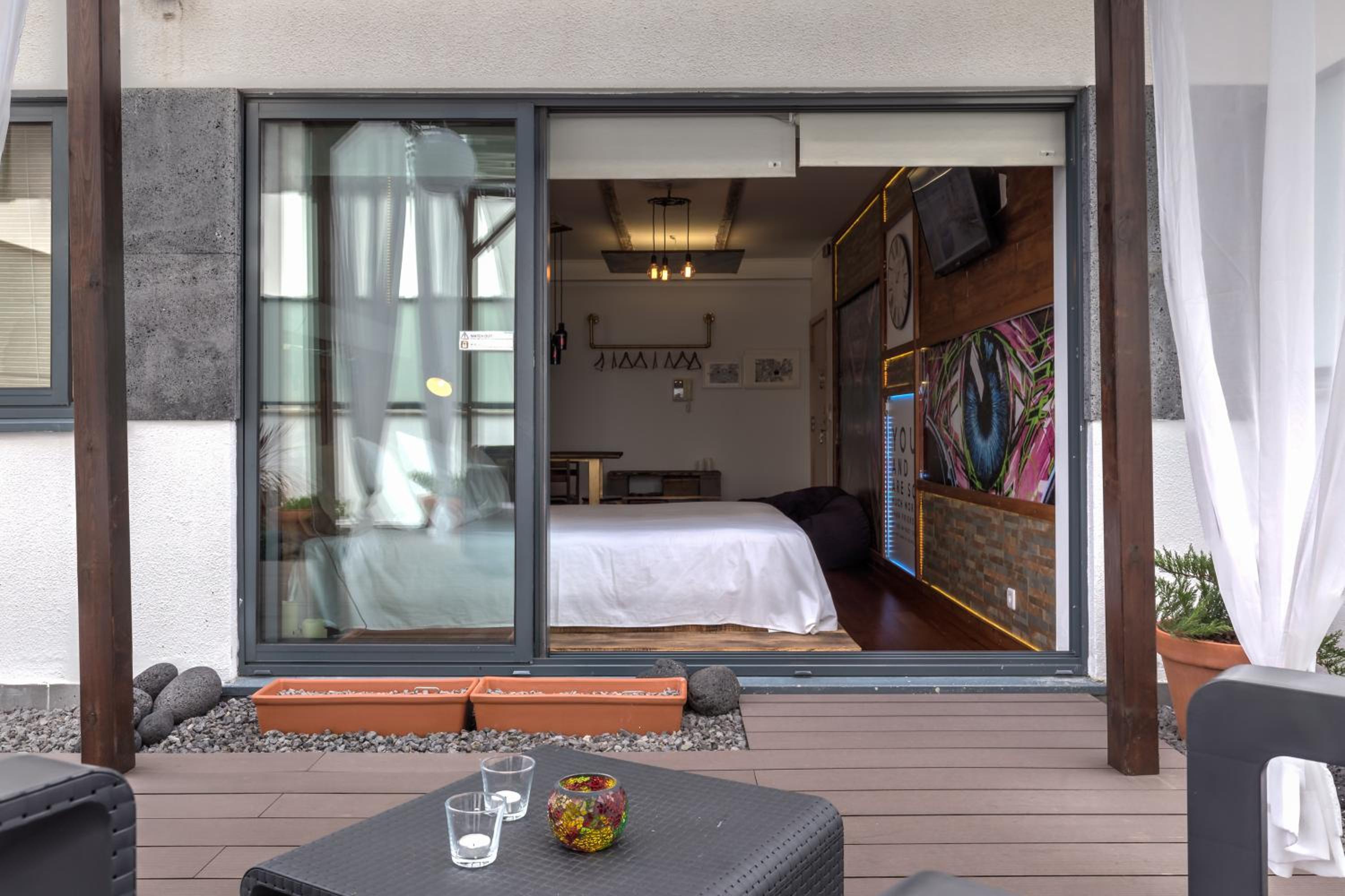 hotel room