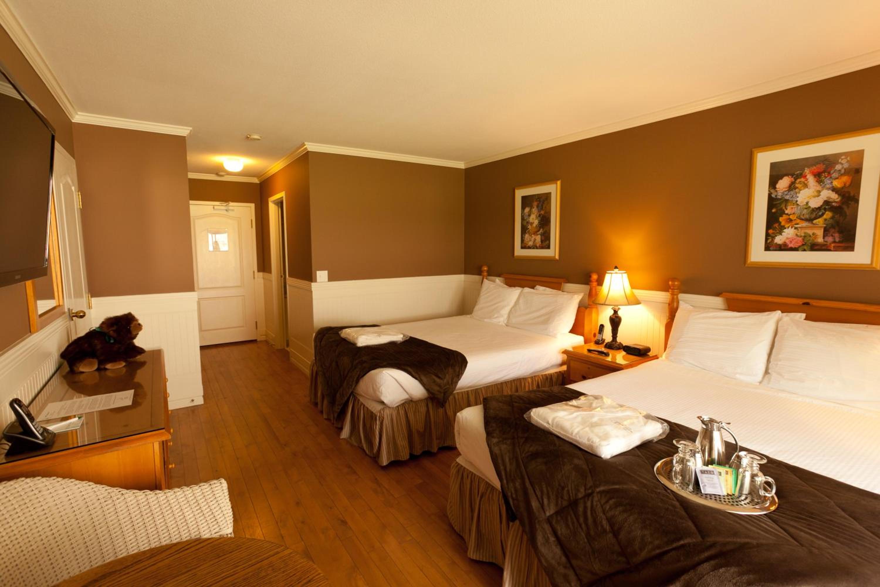 Kamloops Vacations - South Thompson Inn  Conference Centre - Property Image 2