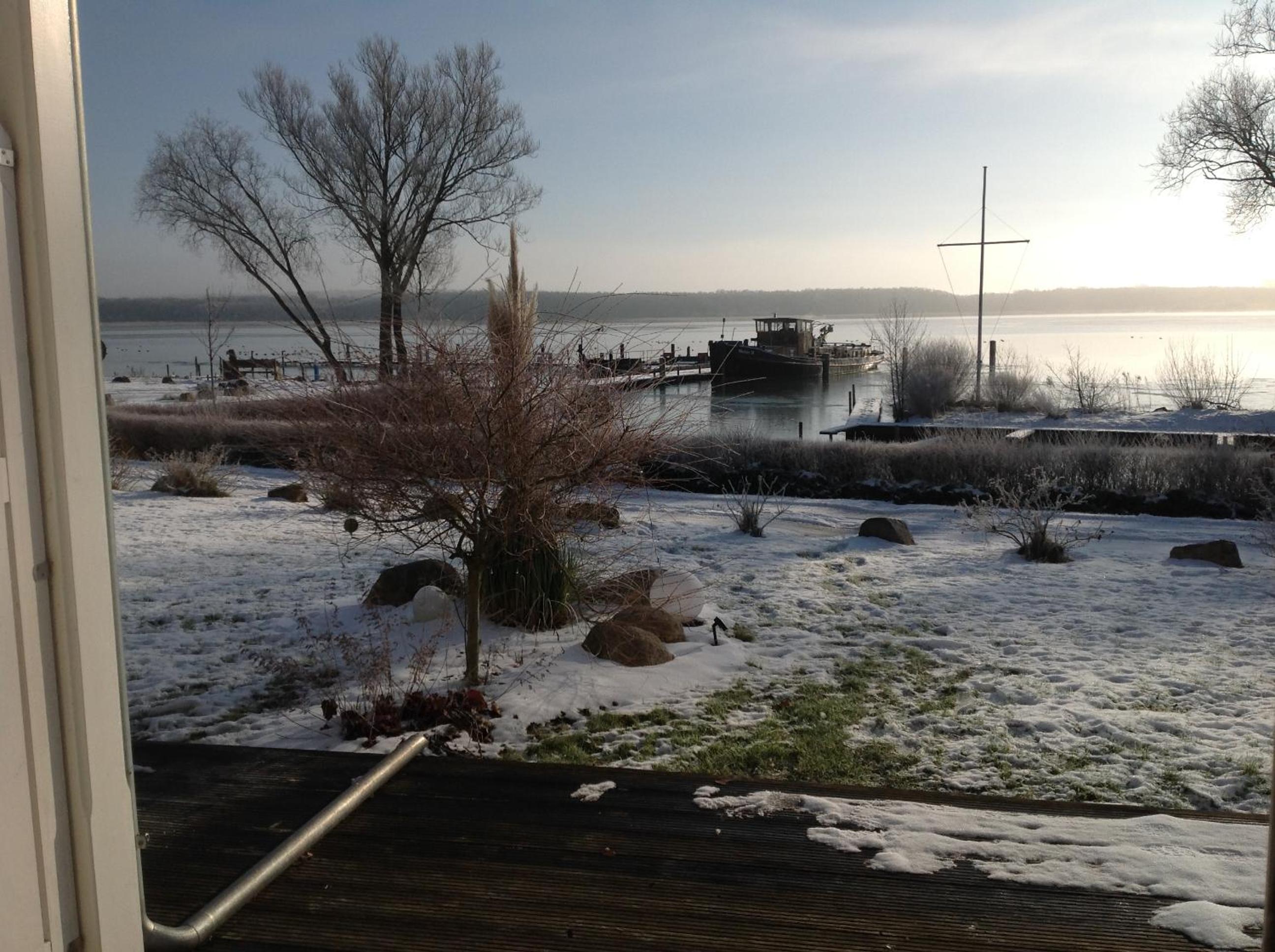 Fischerhus mit Boot,Sauna und Kamin je Seite