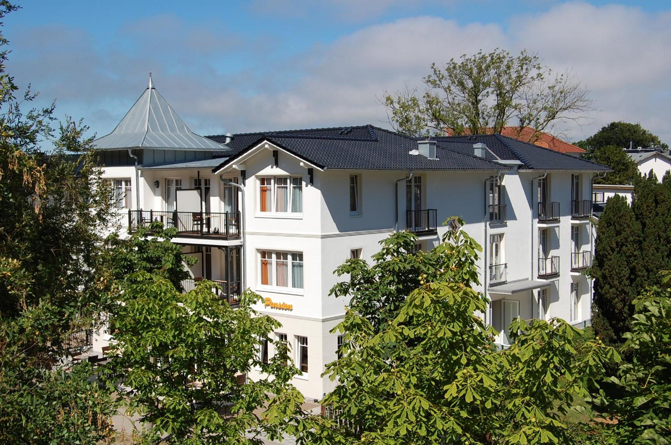 Pension Sanddorn mit Café Carlssons