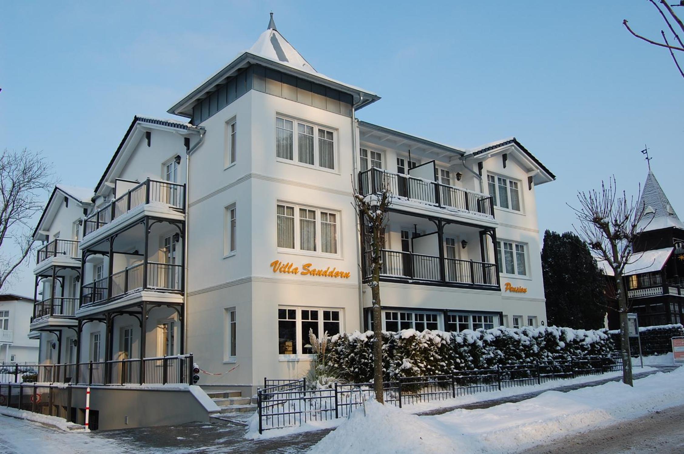 Pension Sanddorn mit Café Carlssons