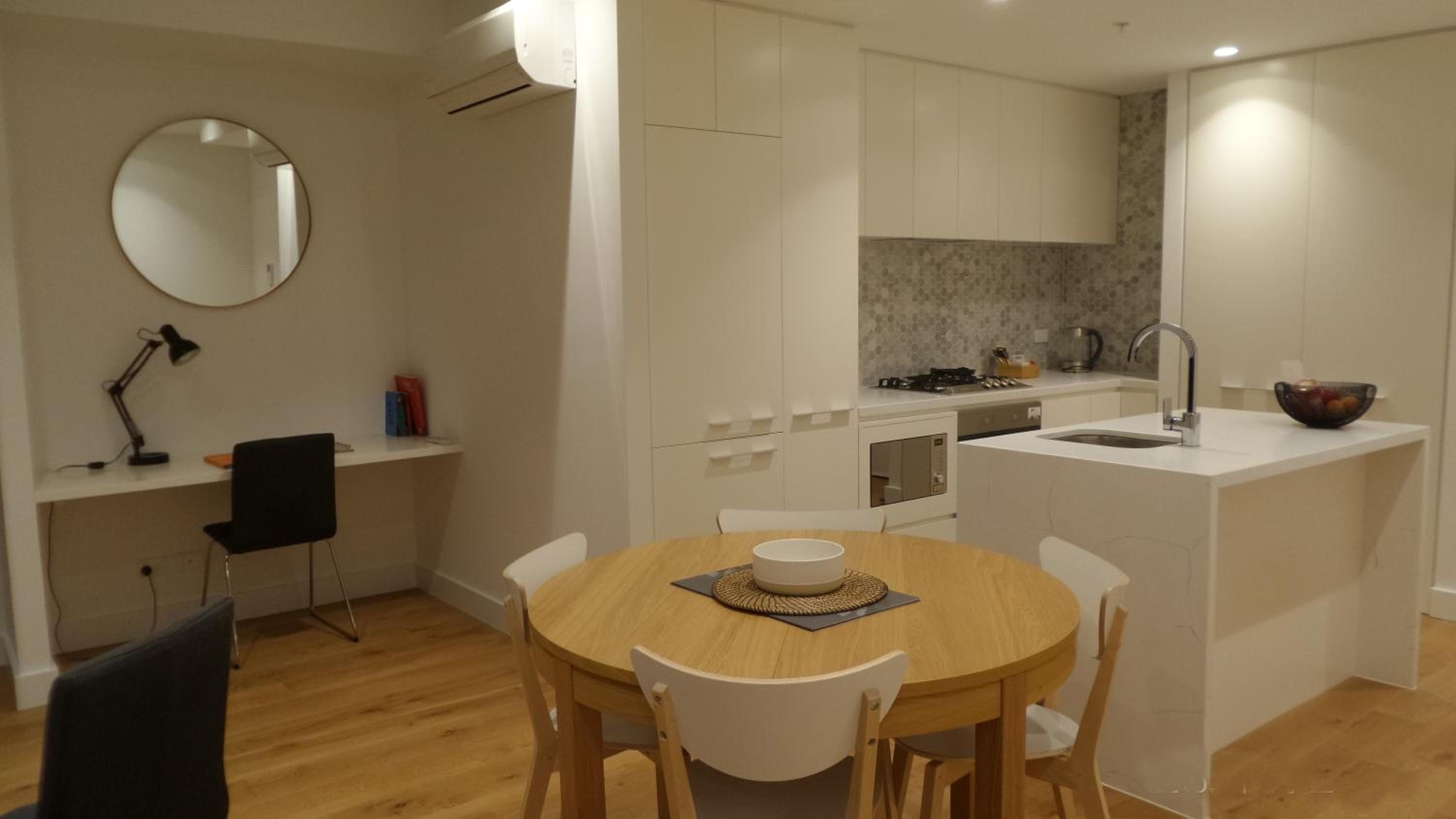 Whitehorse Towers Self Service Holiday Apartment