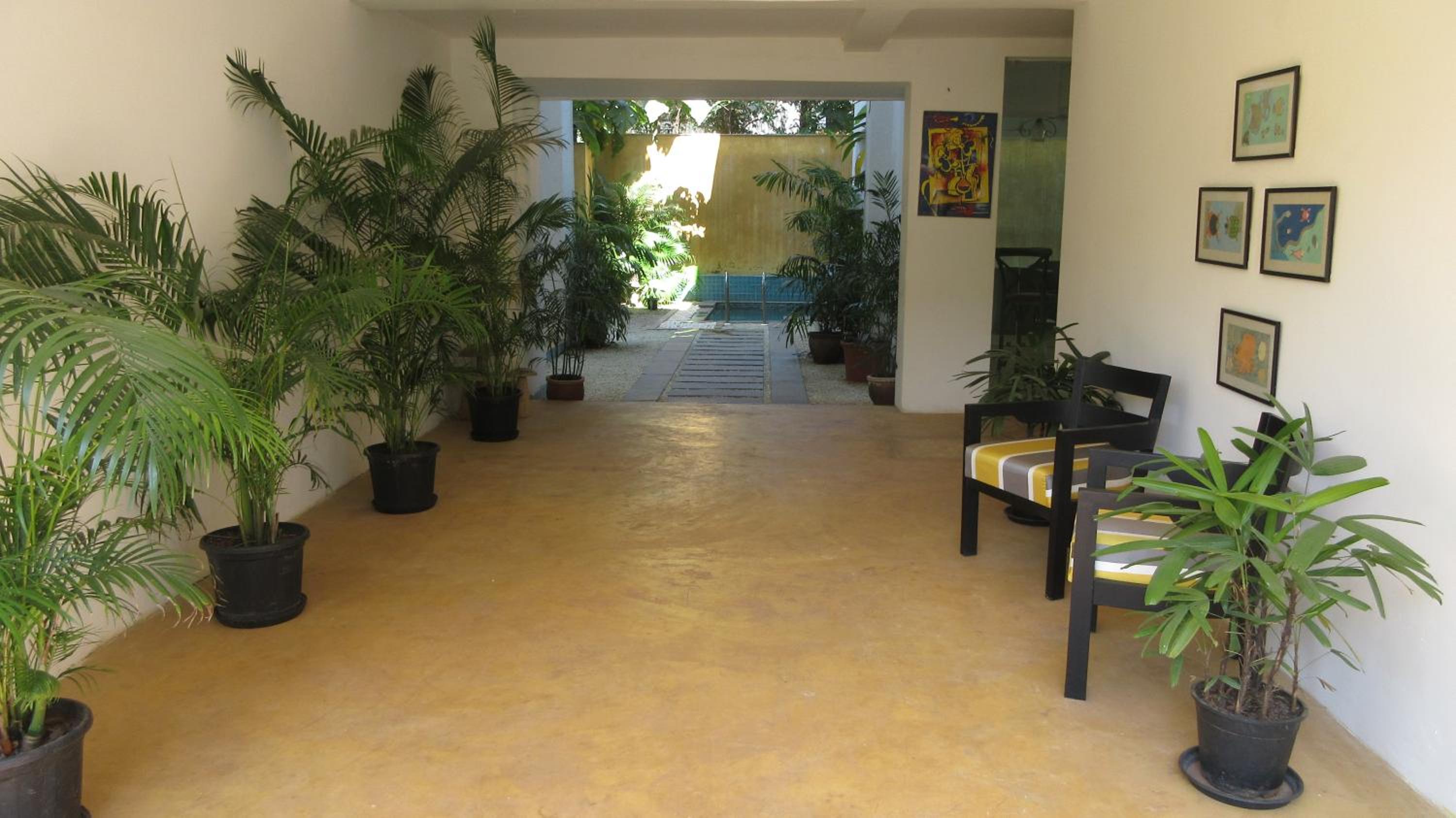 La Mer by The Blue Kite - Pool, Kitchen, Pool Table, Wifi & Security, 10 mins to Candolim Beach & 5 mins to Casino view 4