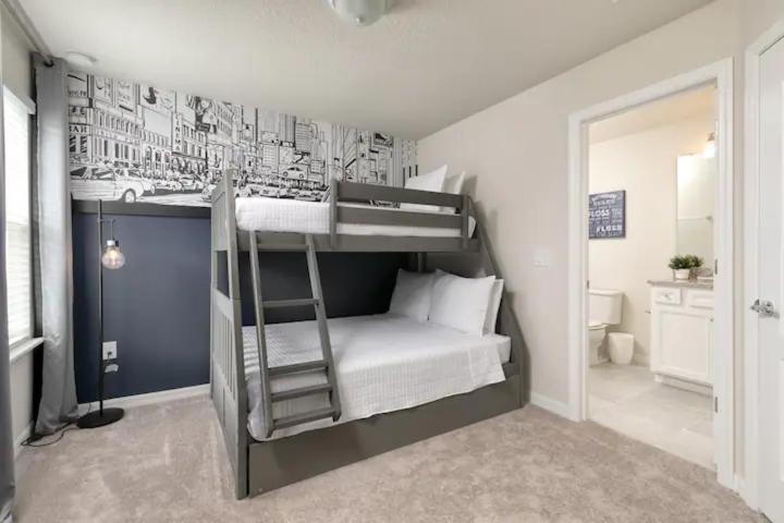 Solterra Resort 5br w/Pool Spa New Disney!