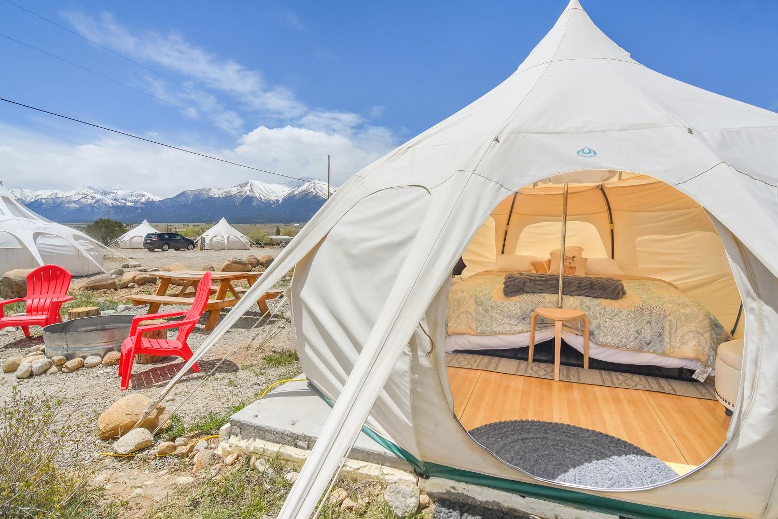 RiverFront Yurt -D- and Breakfast